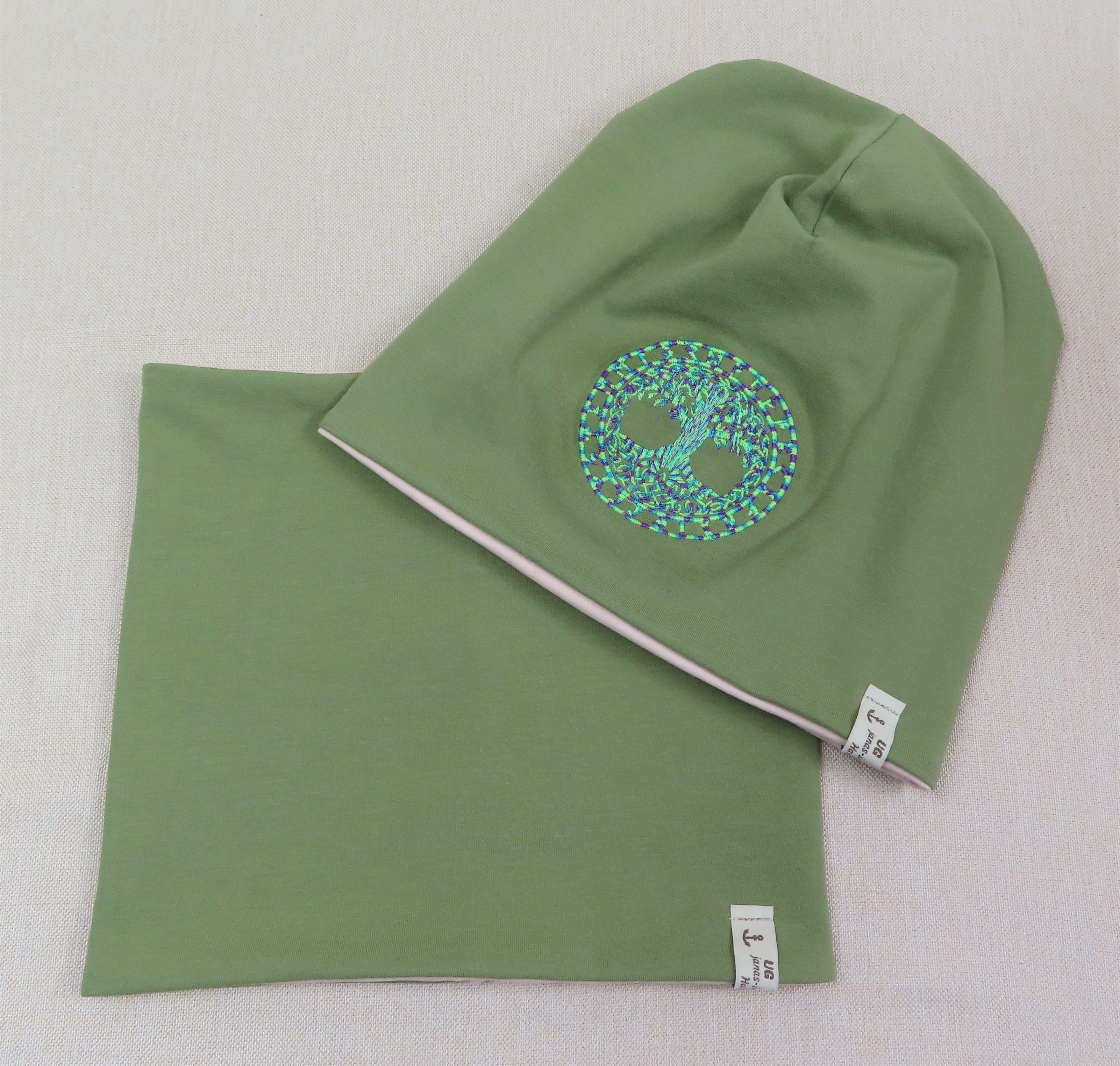 Beanie-Set, Chemomütze, Yggdrasil, Weltenbaum, grün, mit eigener Stickerei