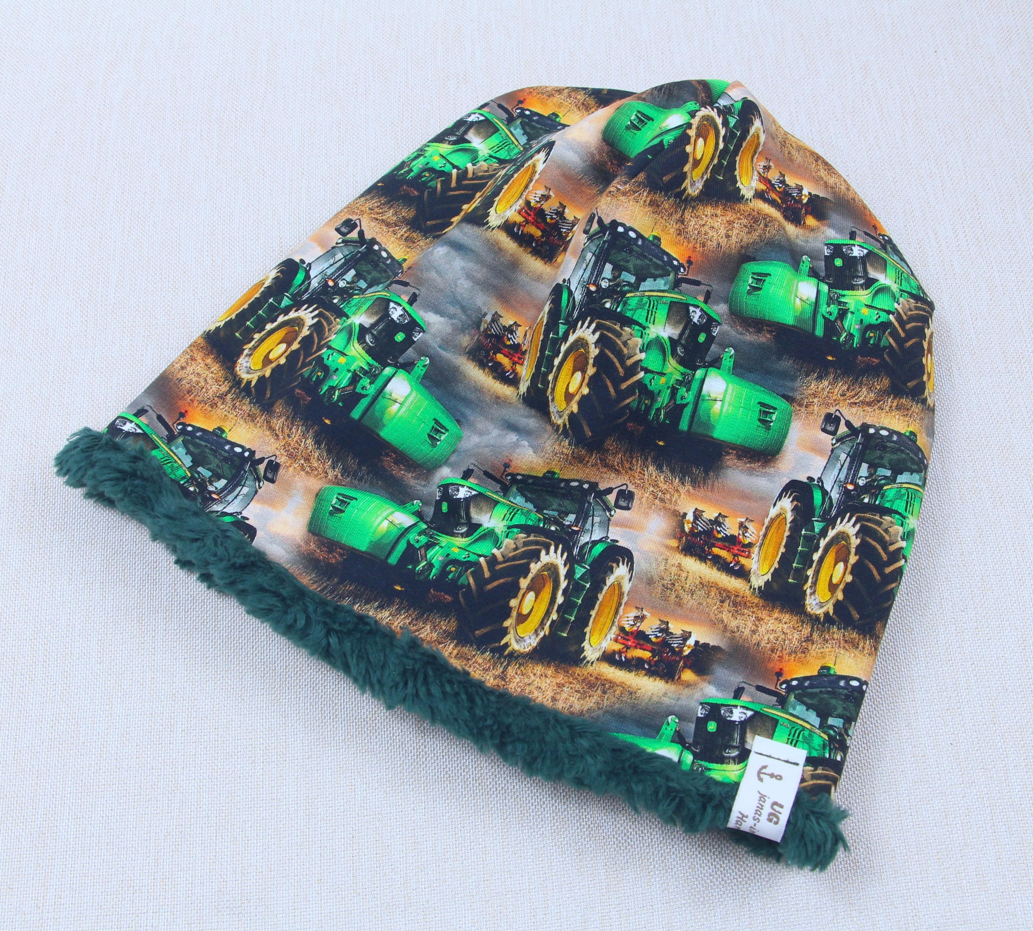 Winter-Beanie, Traktor grün