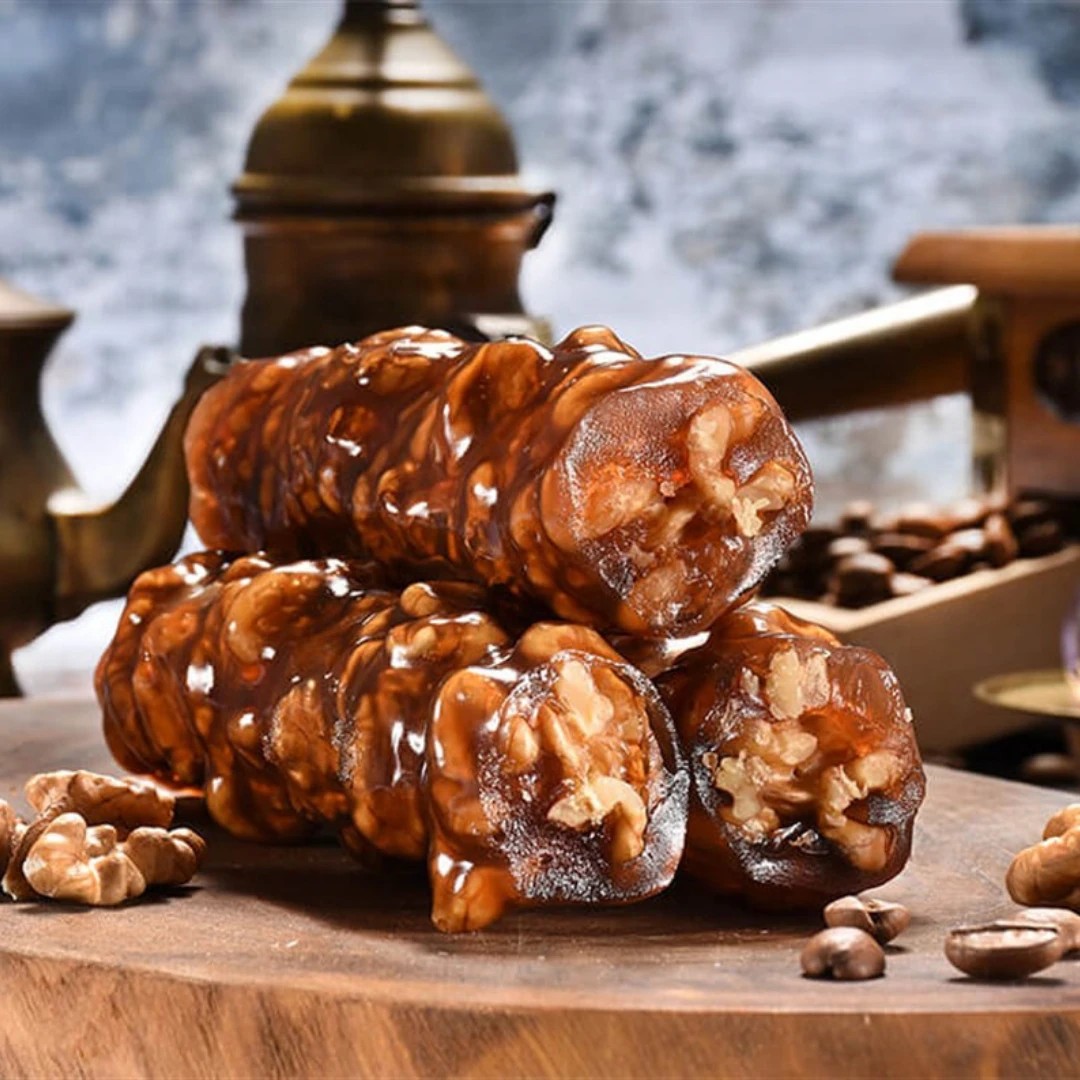 Türkische Cevizli Sucuk mit Walnuss und Trauben Melasse 500g