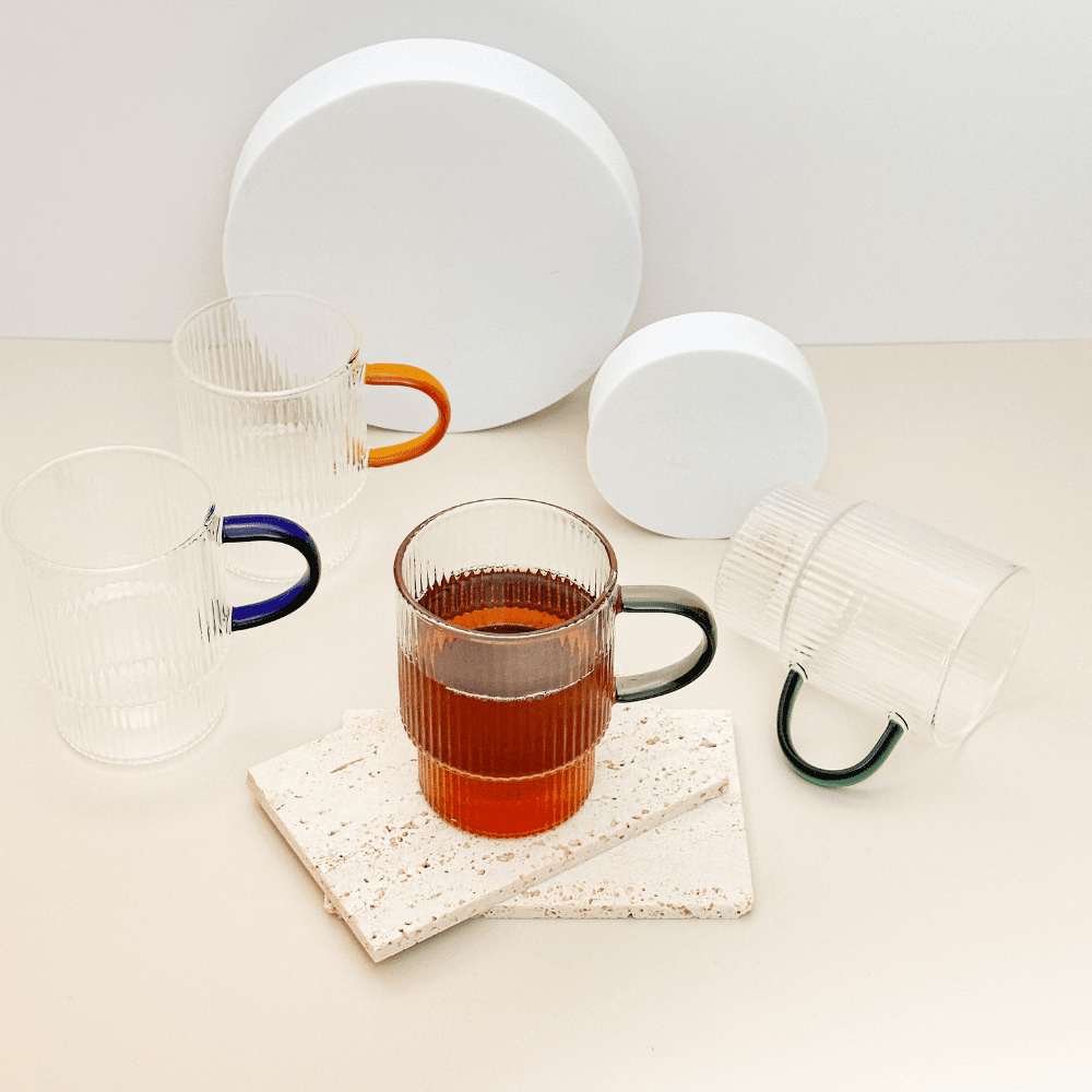 Exklusives Borosilikatglas 4er Tassen Set – Colorful Elegance mit Riffel Muster