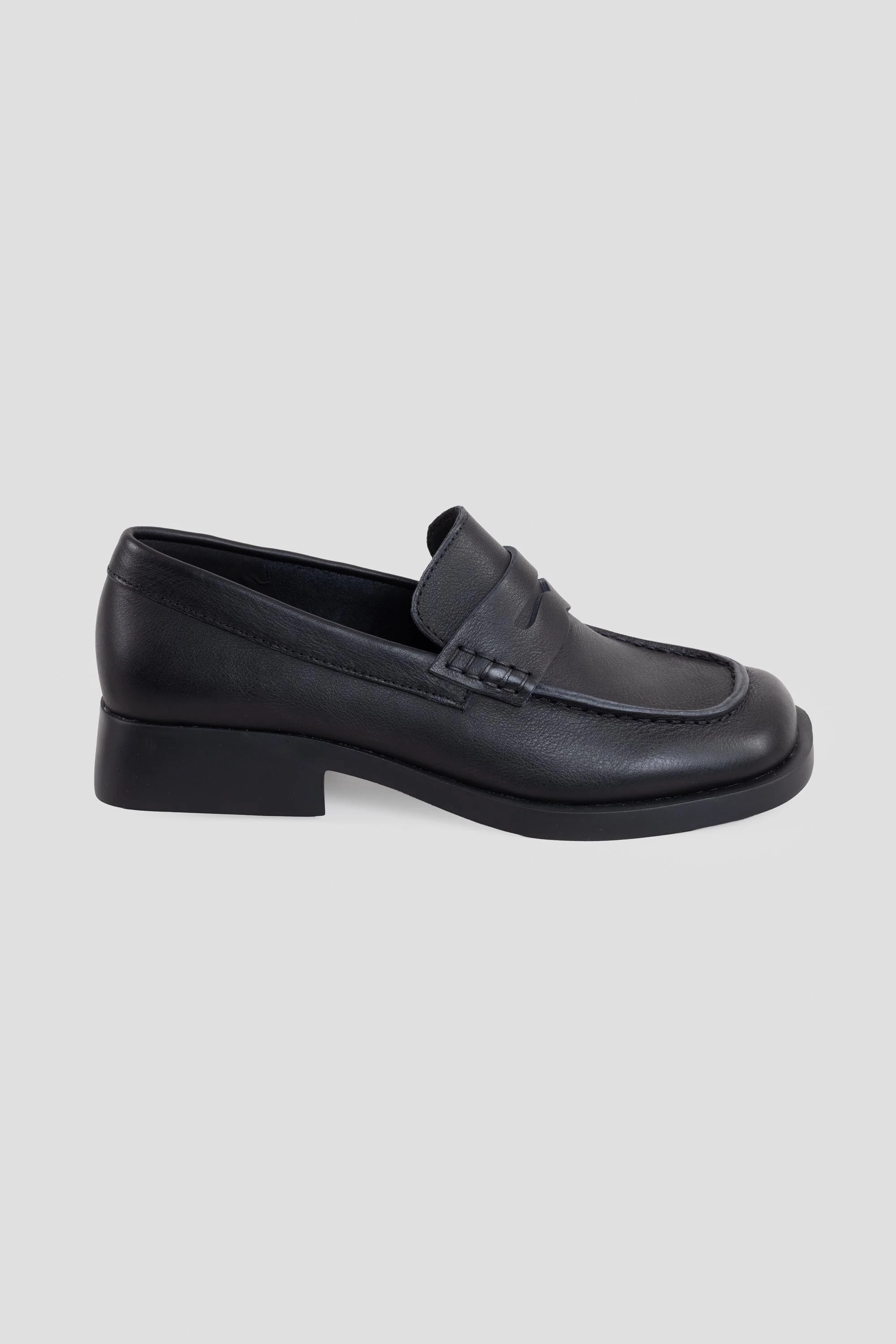 Donna Loafers Black