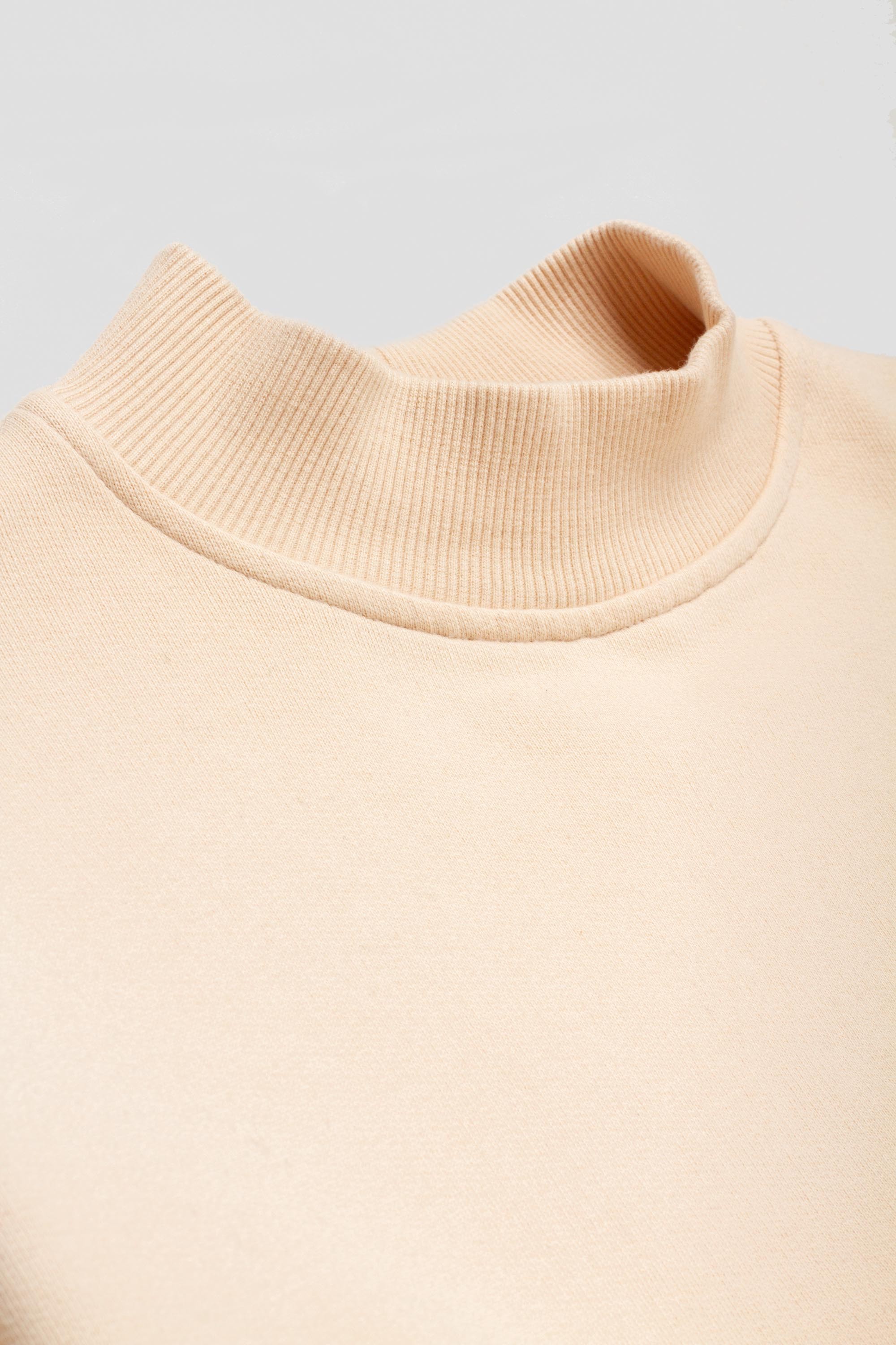 Pia Funnel Neck Sweatshirt Beige