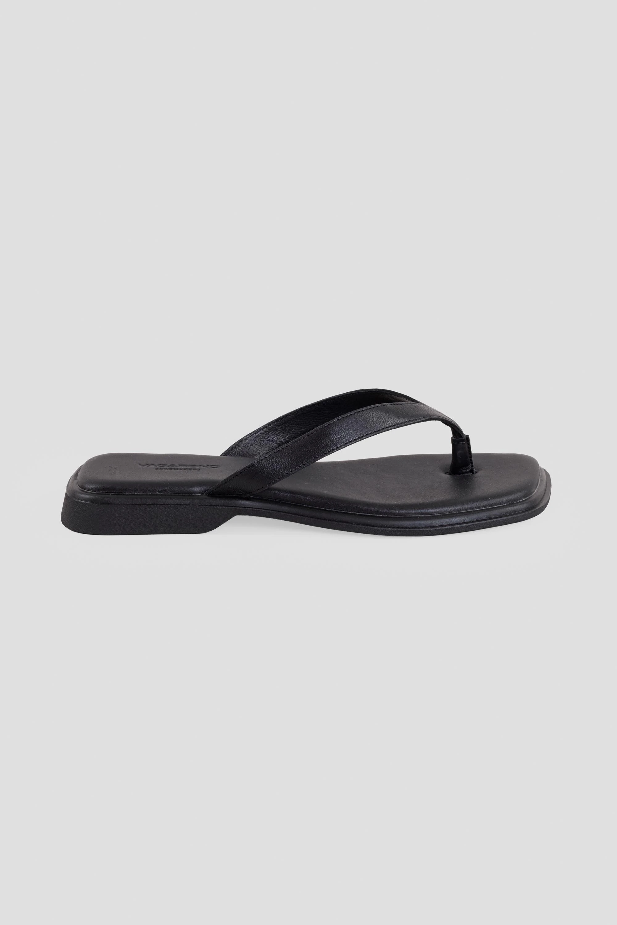 Izzy Sandals Black