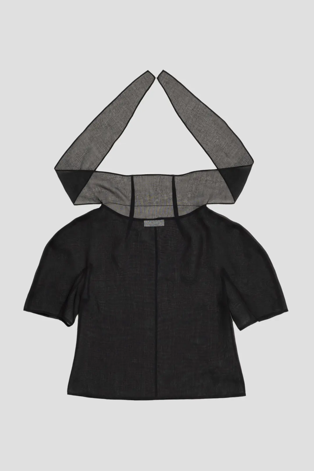 AmomentoKnotted Collar Top Black