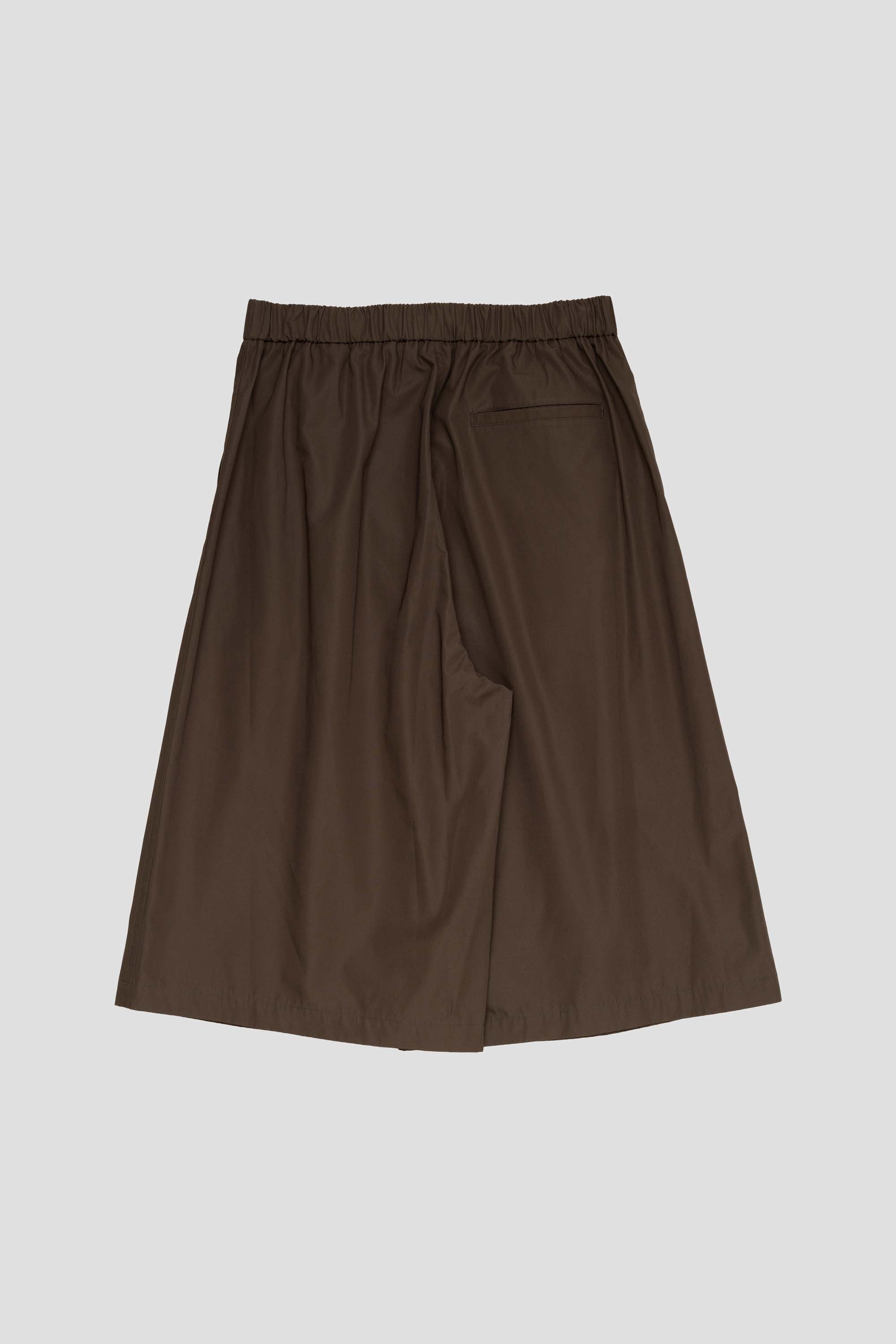 Two Tuck Wide Shorts Brown