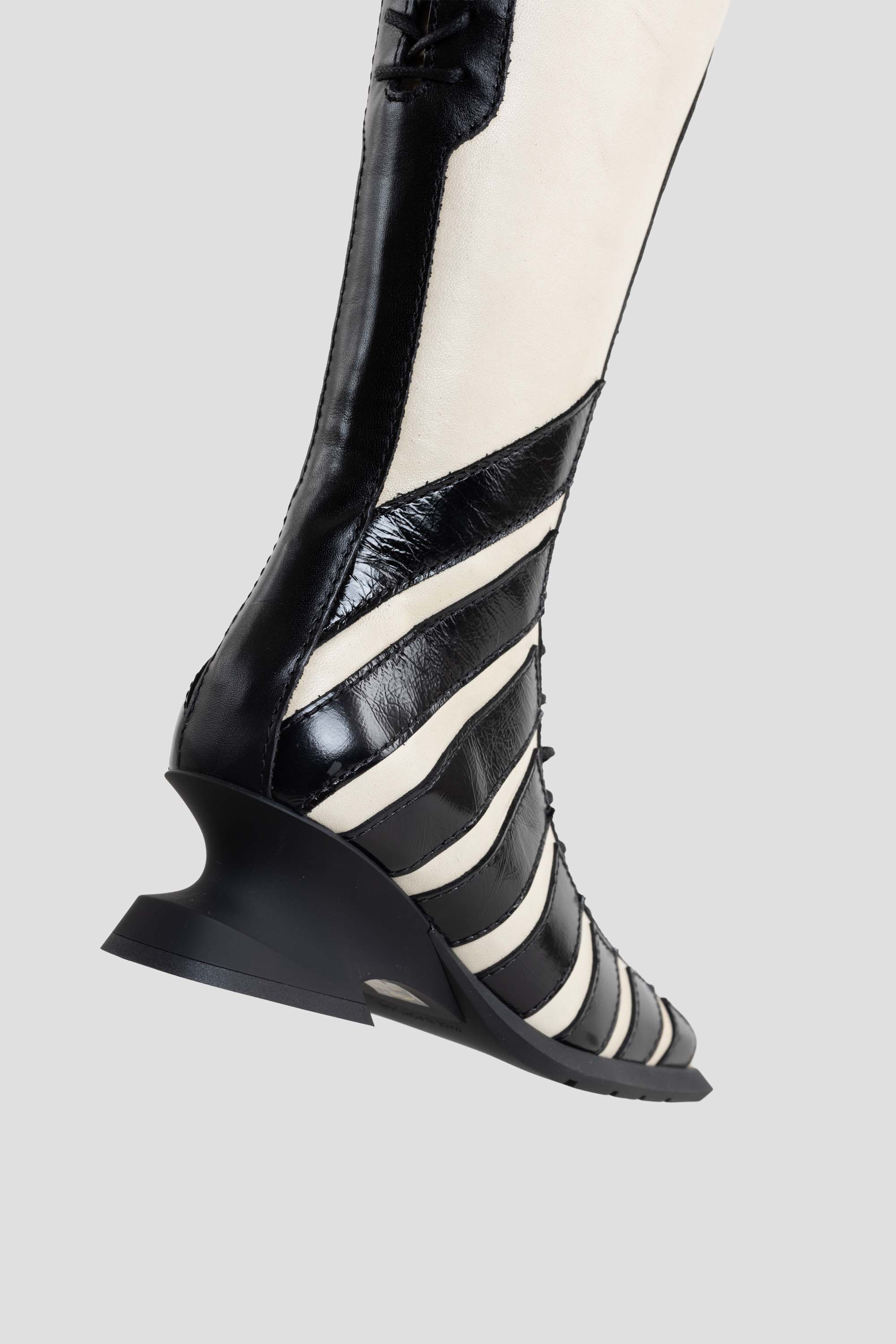 Nelly Wedge Tall Boots Cream/Black