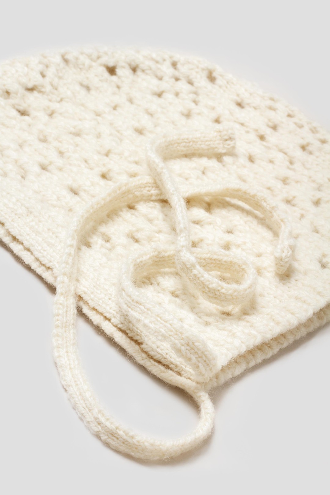 【AMOMENTO】24fw CROCHET KNIT BONNET Crochet Knit Bonnet Ecru | Shelter