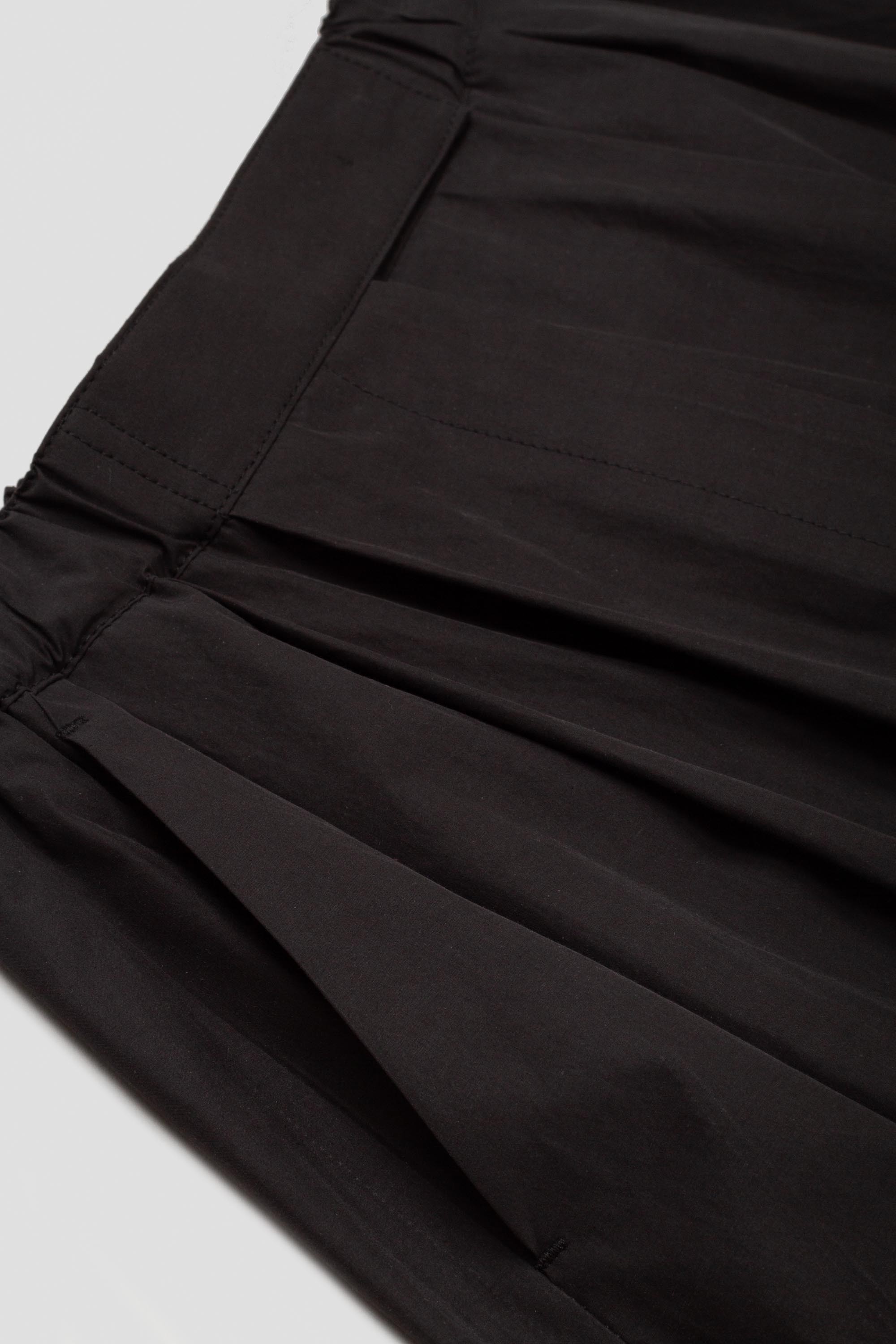 Three Tuck Banding Pants Black