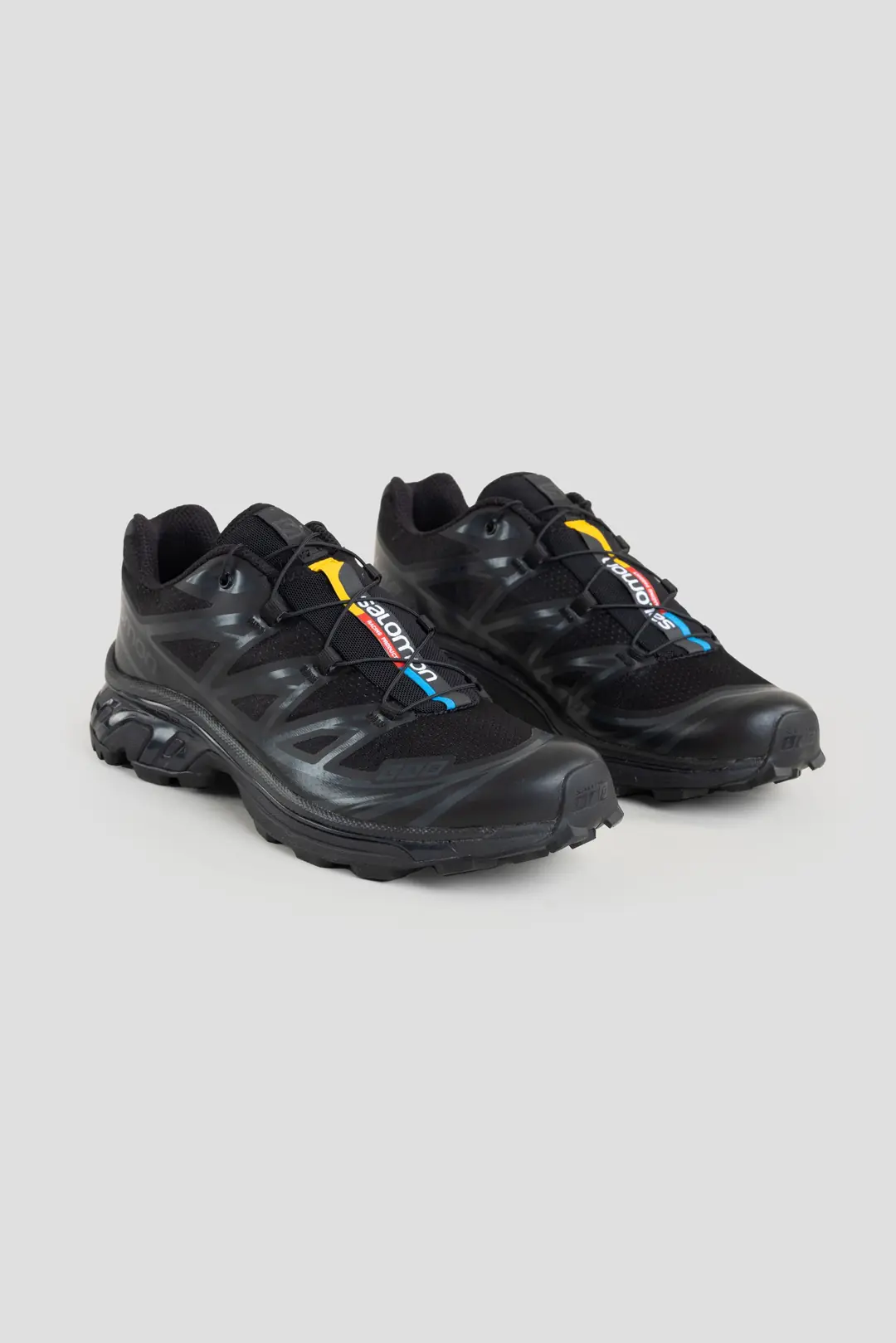 XT-6 Black/Phantom | Shelter