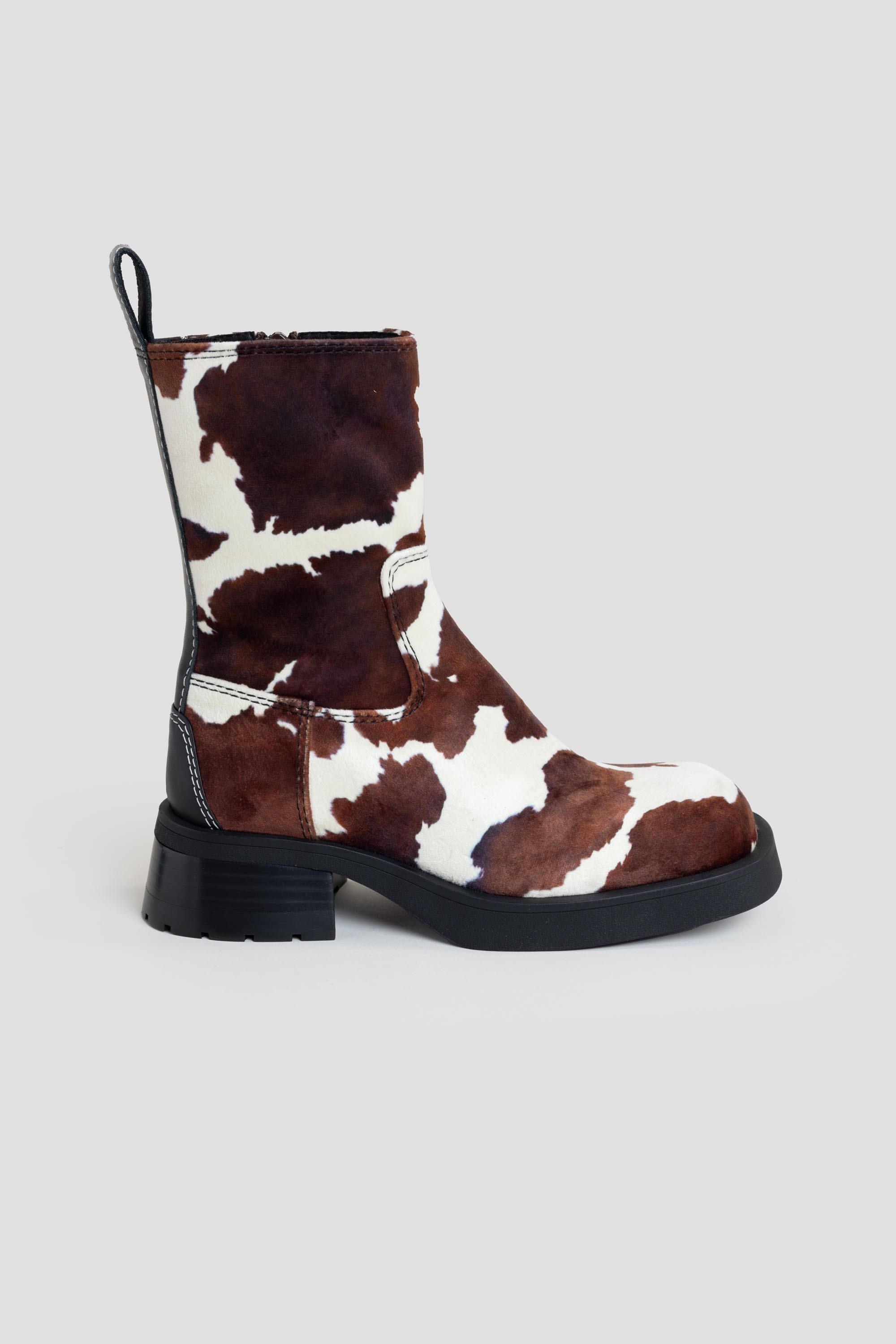 Yolanda Boots Cow