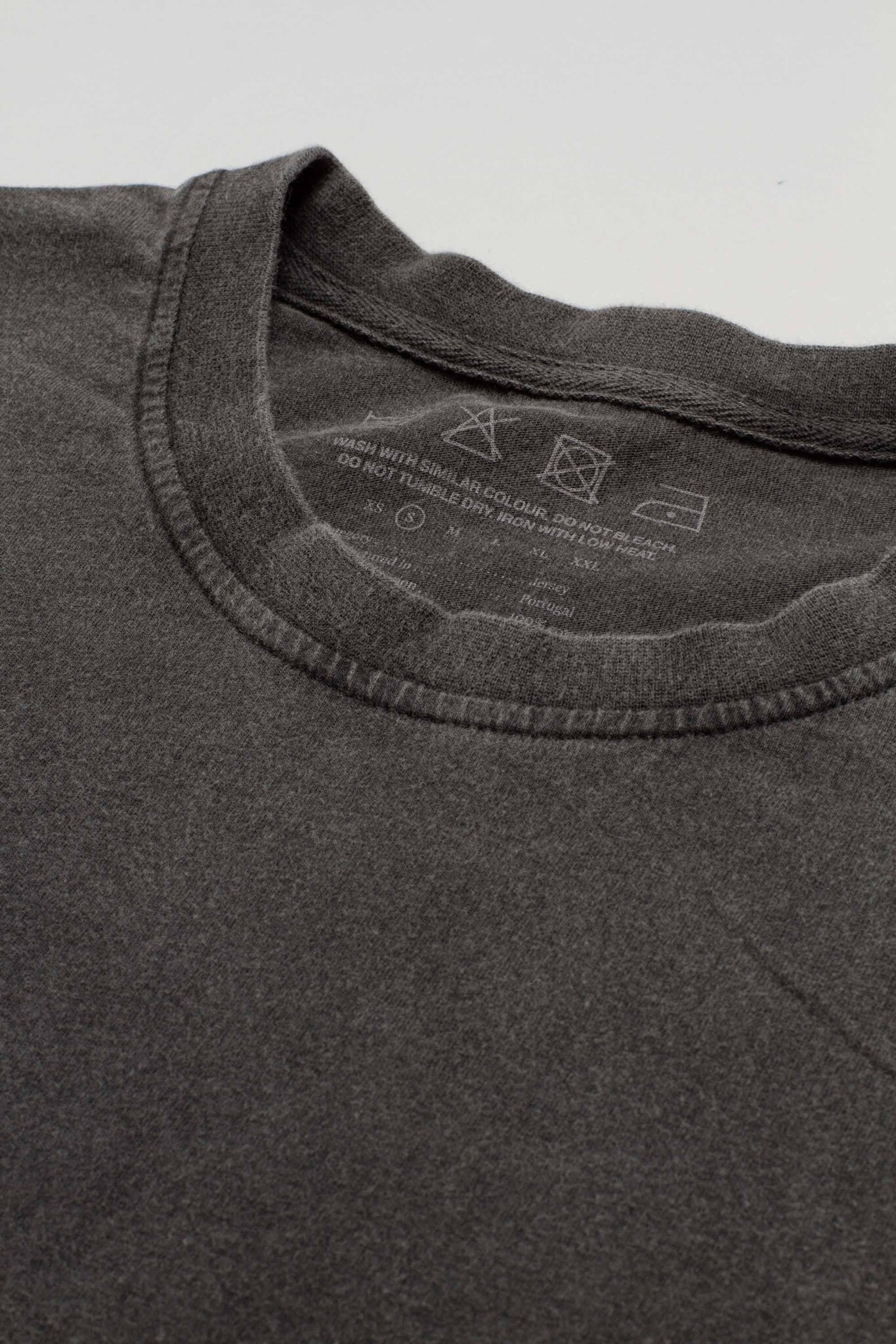 Standard Tee Washed Graphite