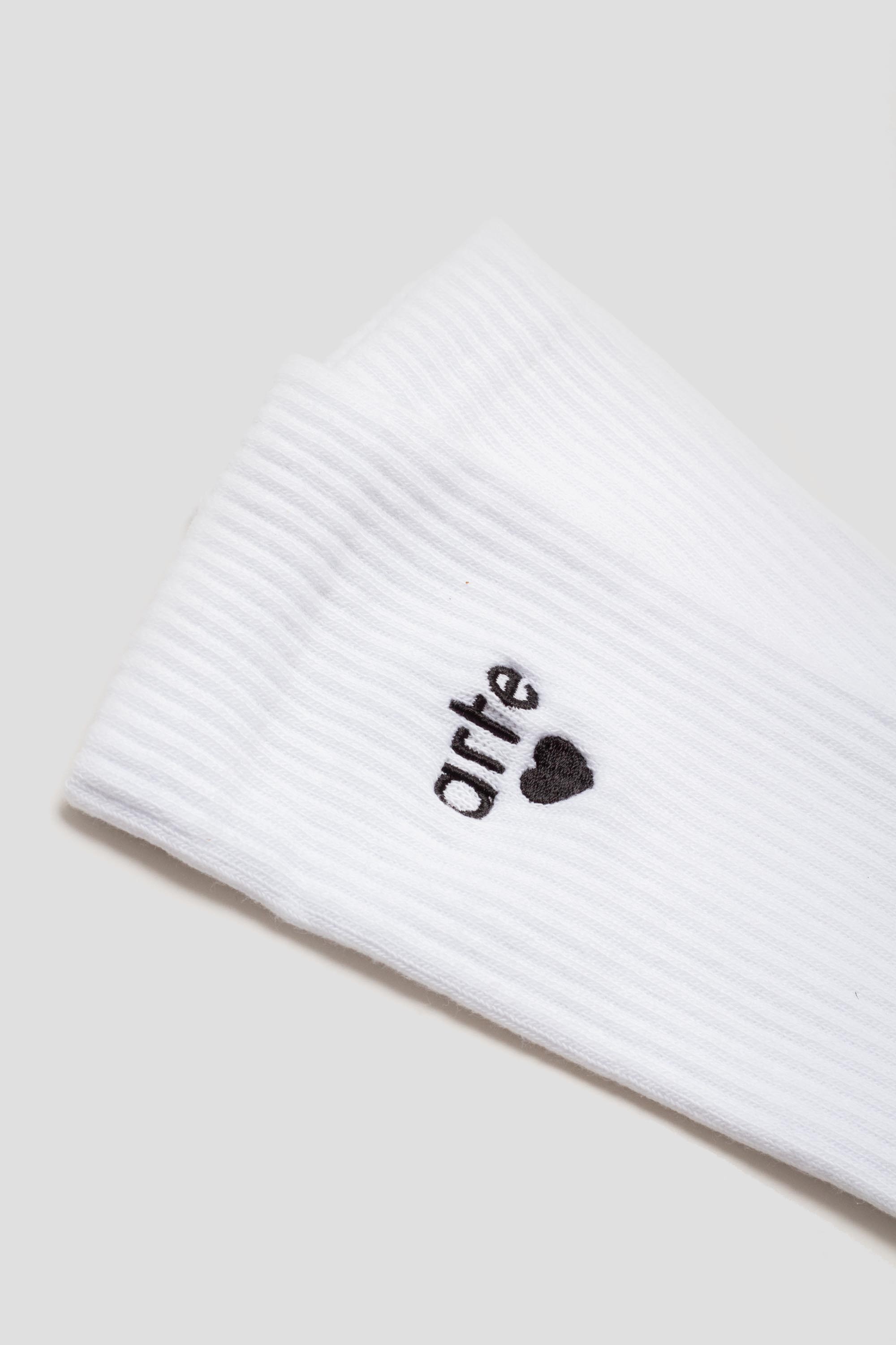 Basic Heart Socks White