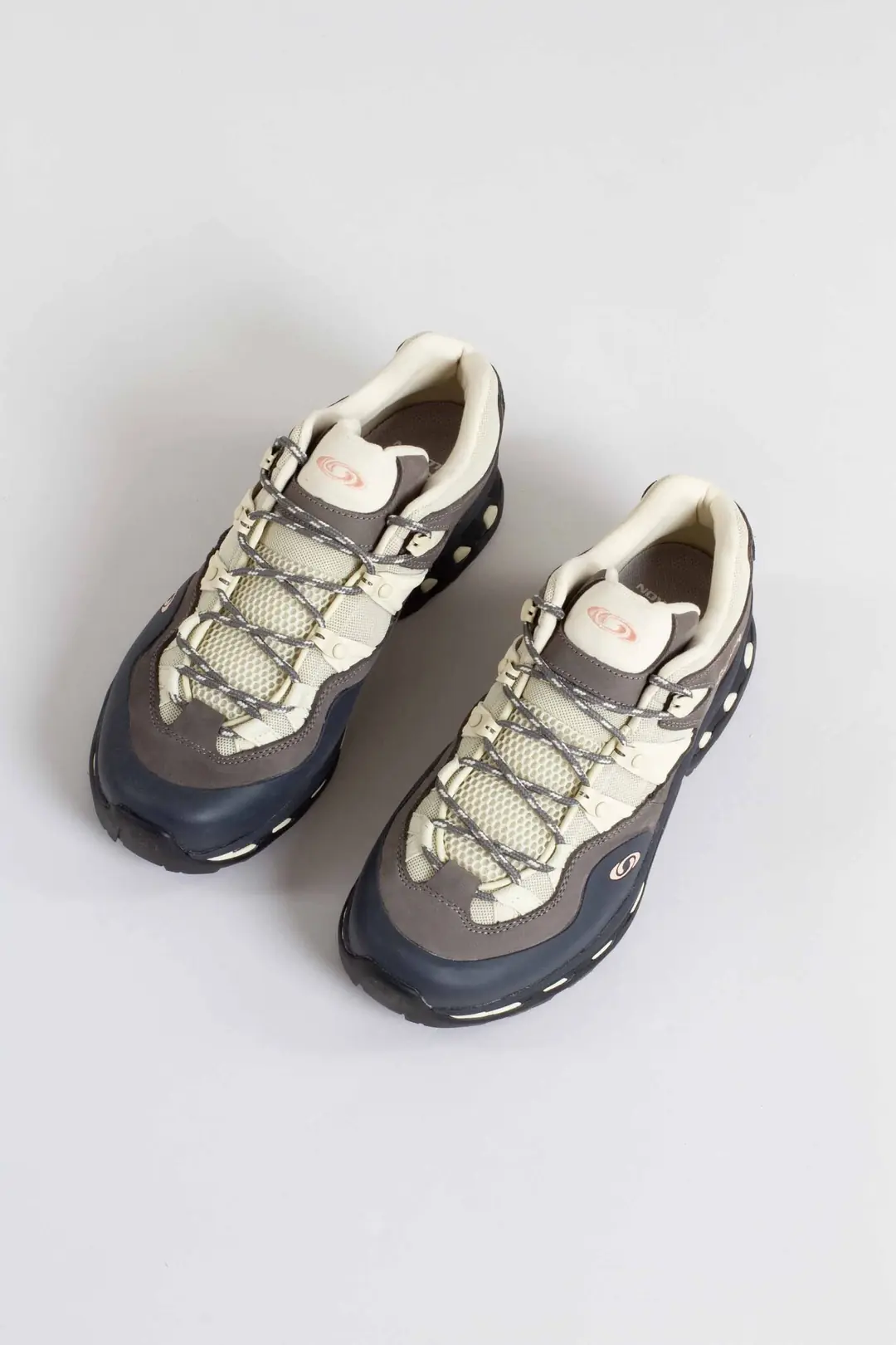 XT-Quest 2 Ebony/Pewter/Moth | Shelter