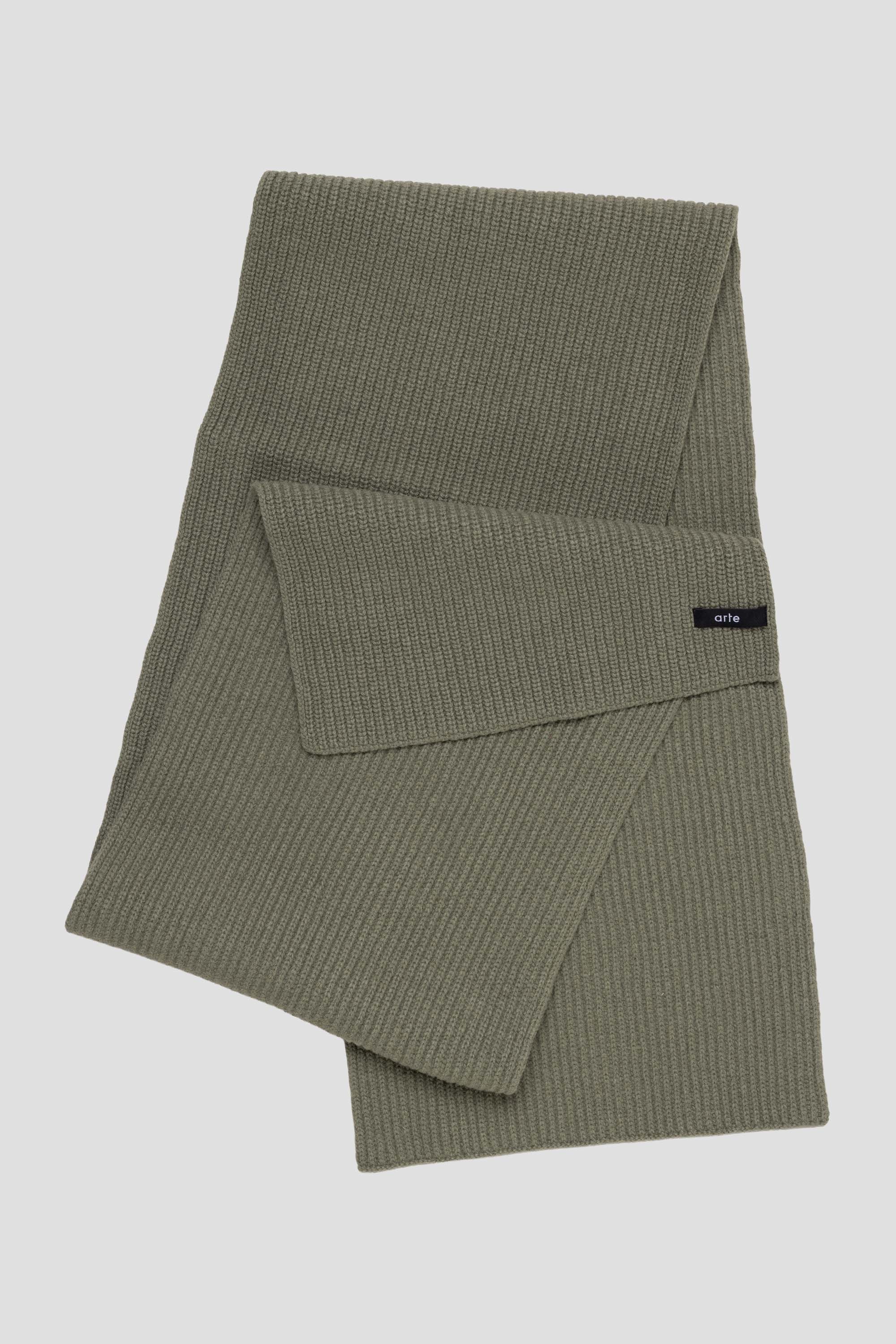 Label Scarf Dark Green