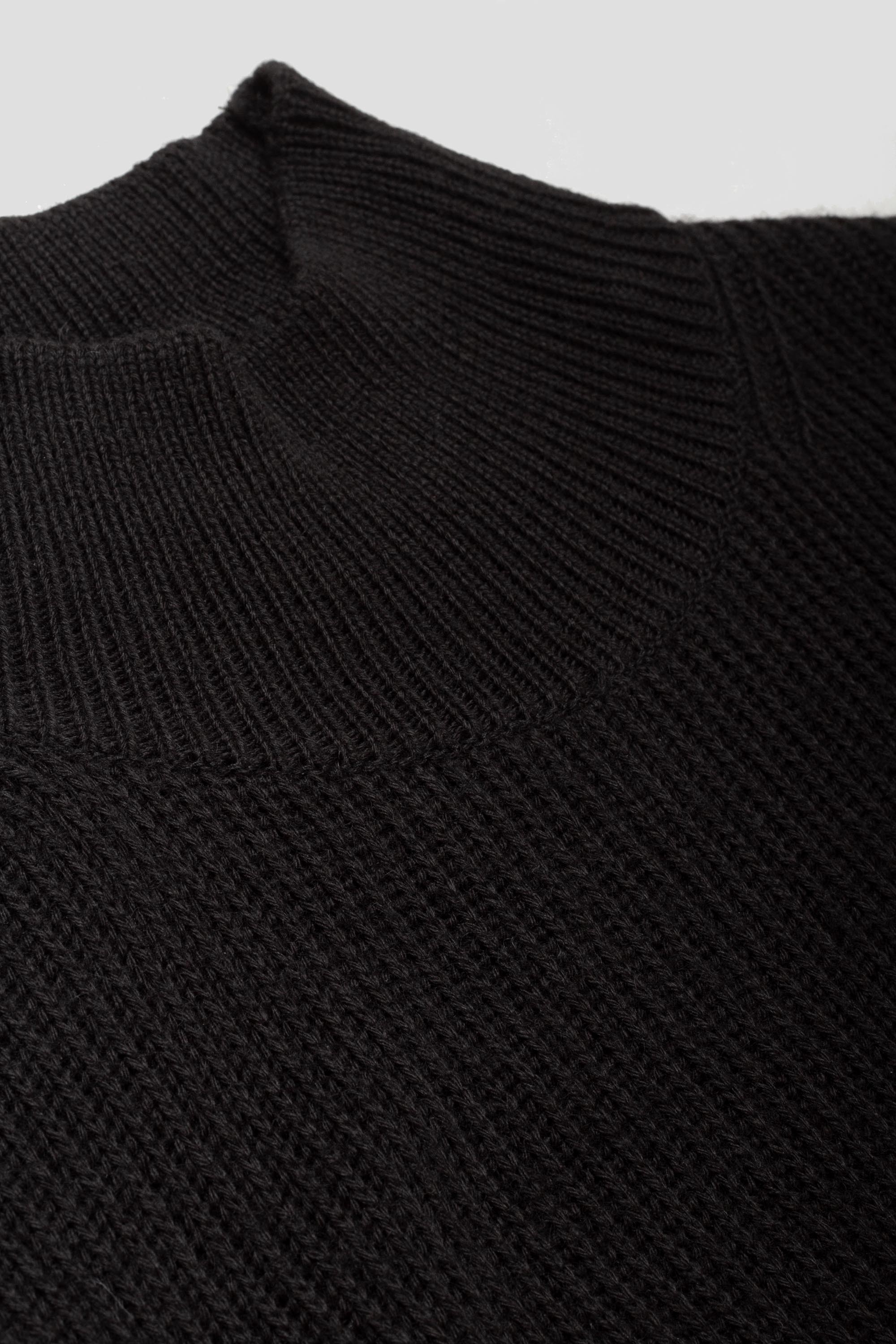 Turtleneck Pullover Black