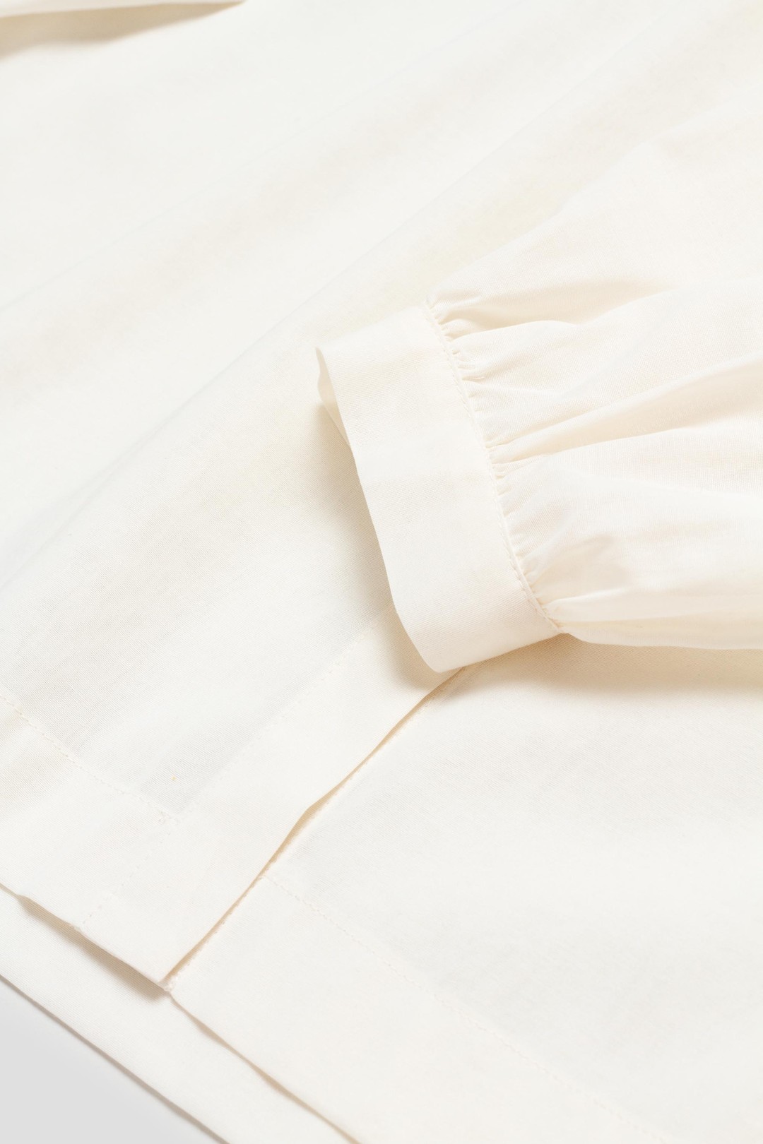 Frill Hooded Shirt Ivory | Shelter