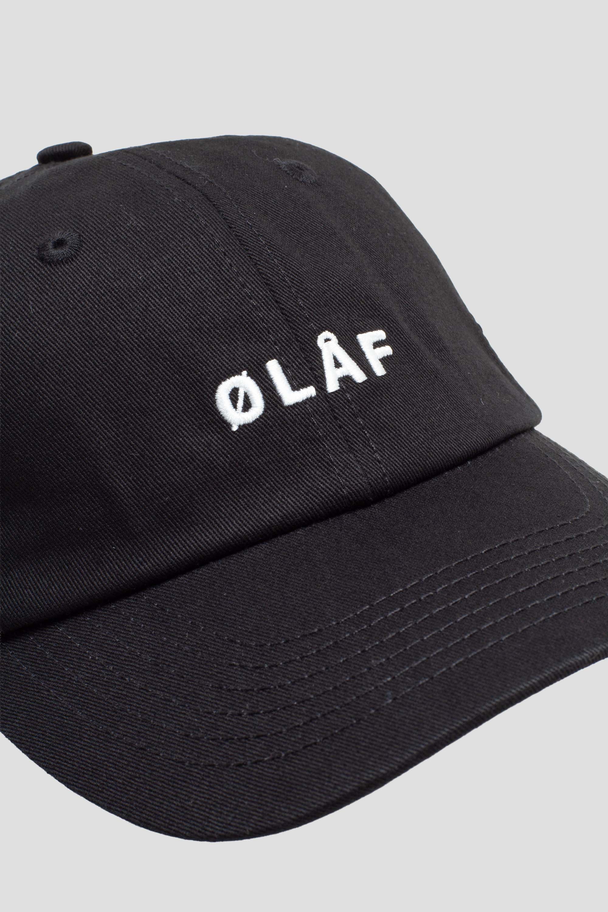 Block Cap Black/White