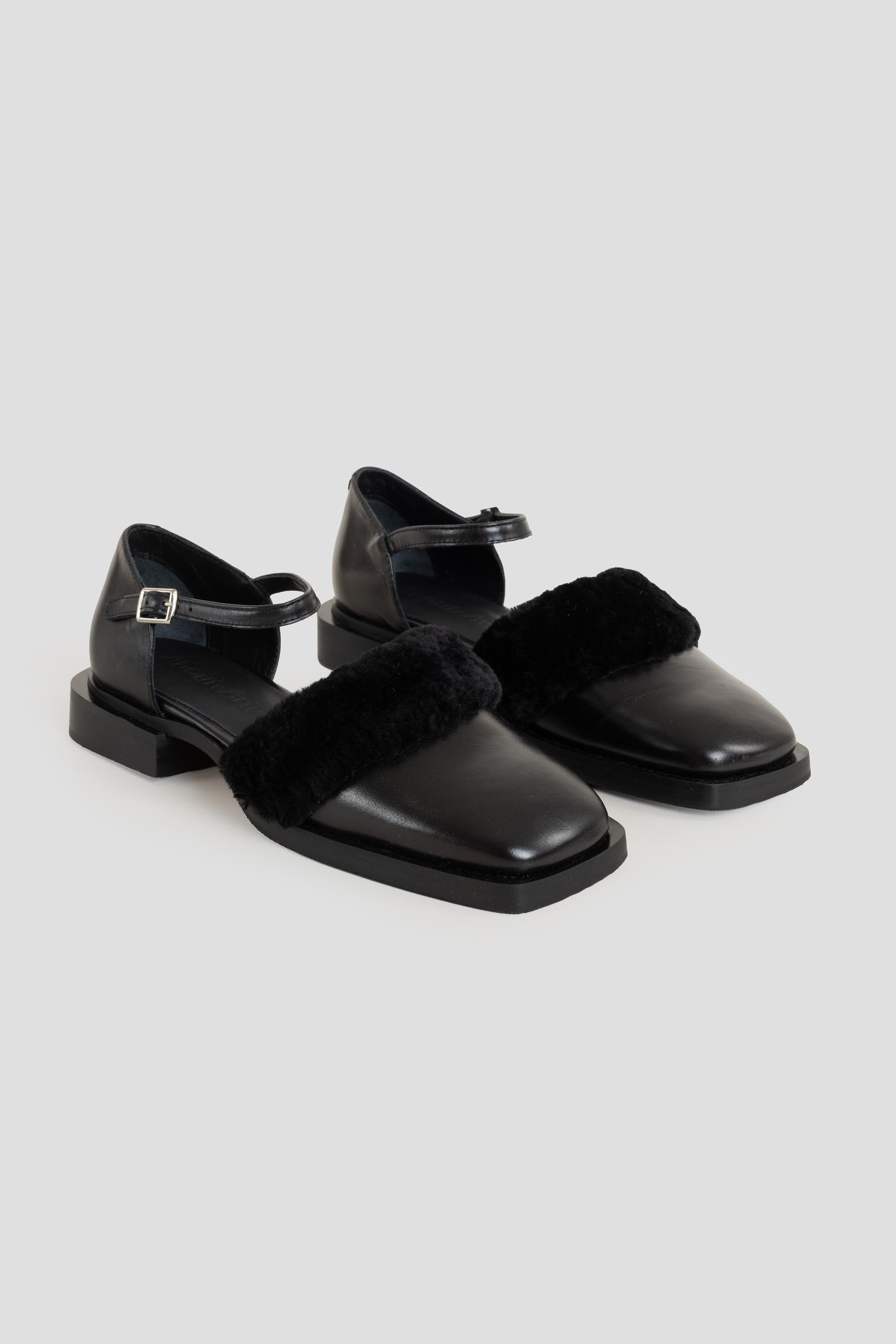 Beca Black