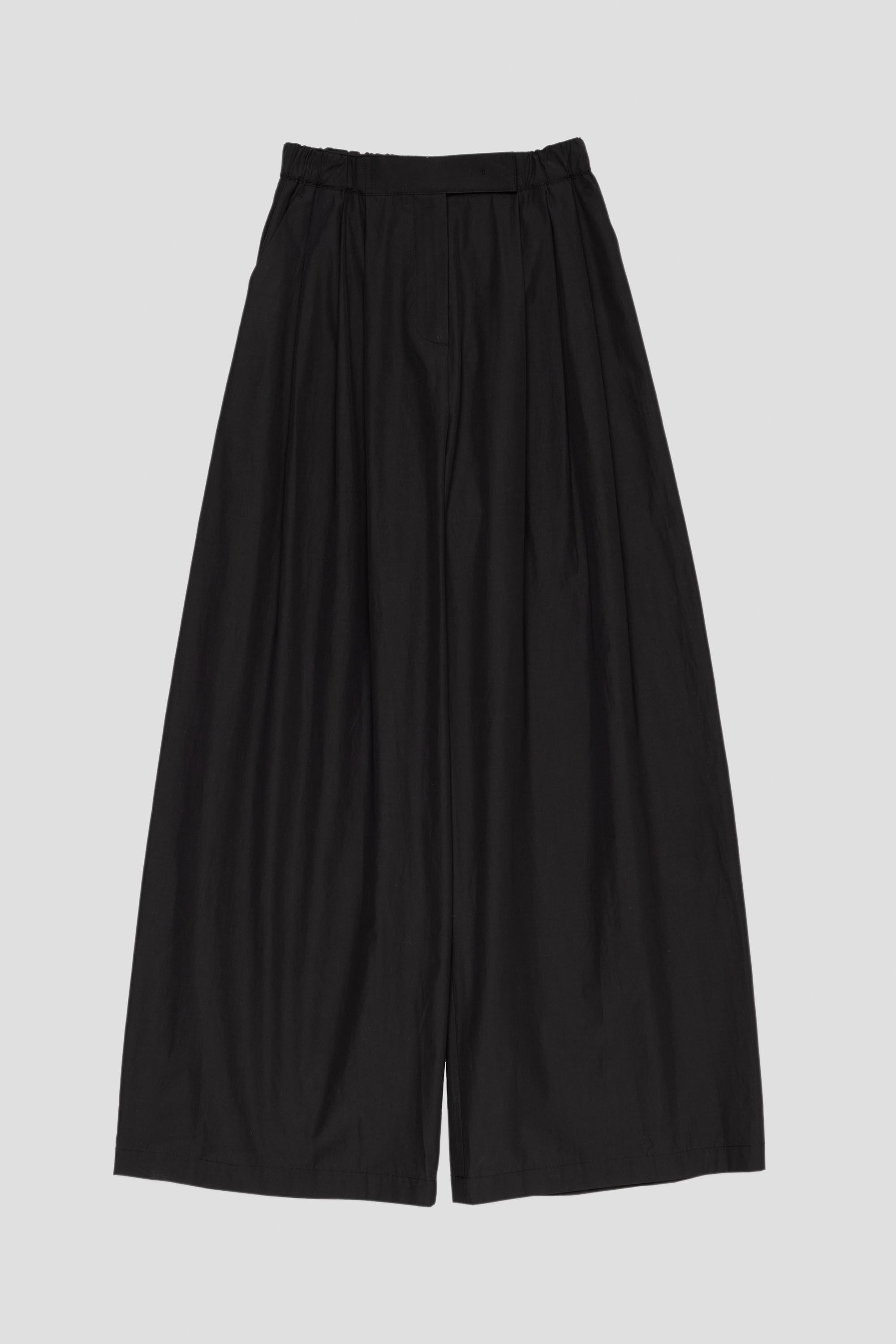 Three Tuck Banding Pants Black