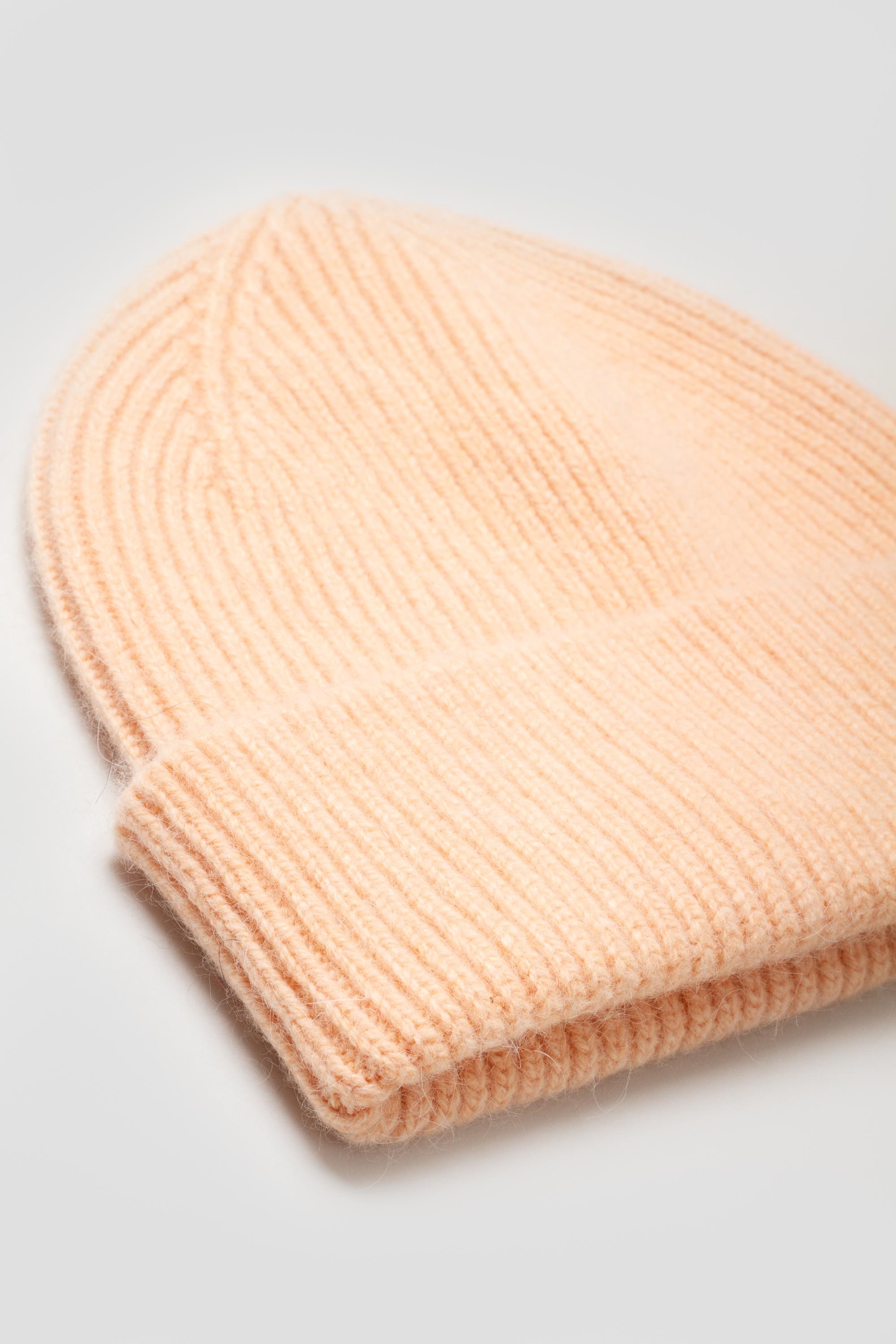 Beanie Peach