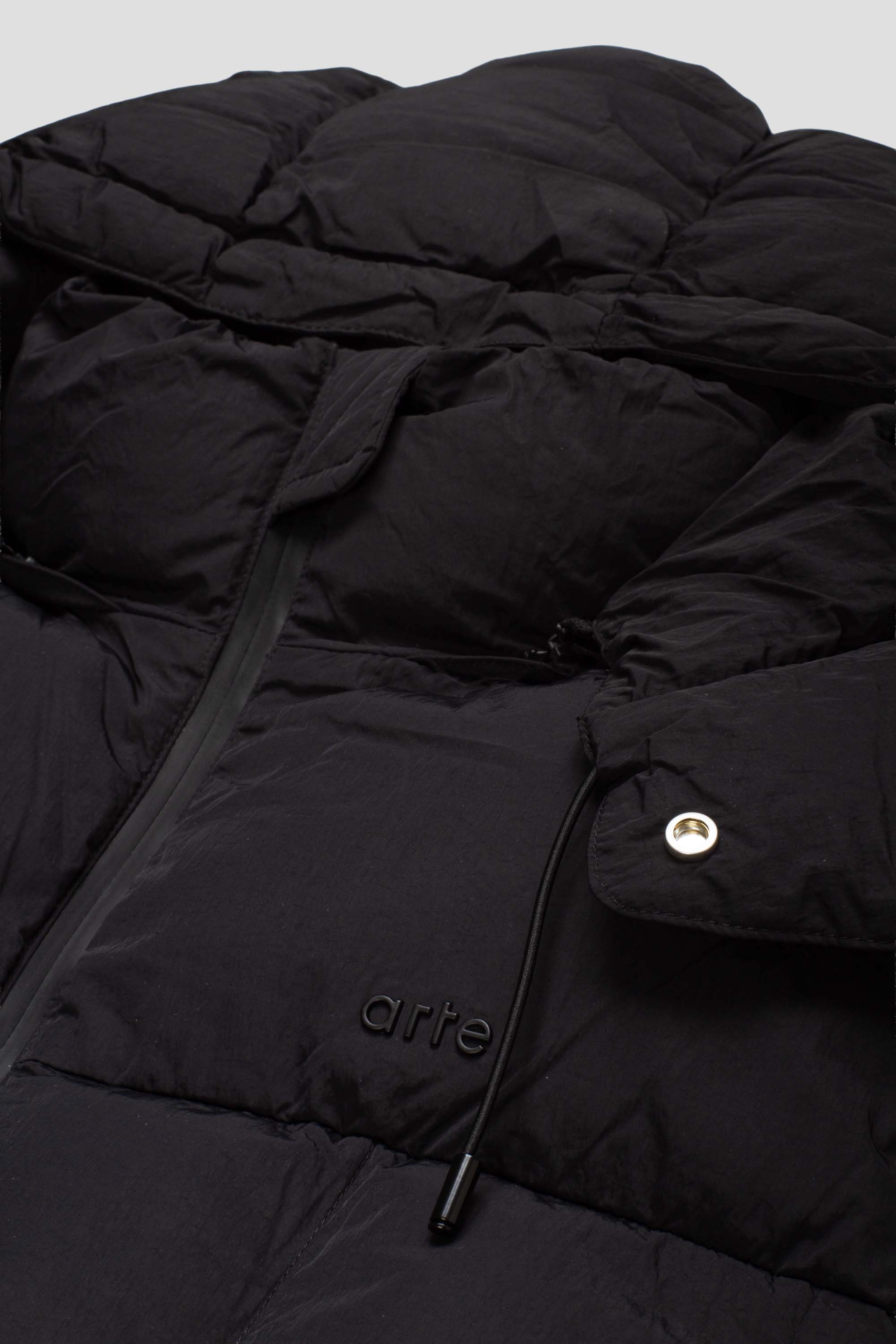 Special Cuts Puffer Jacket Black