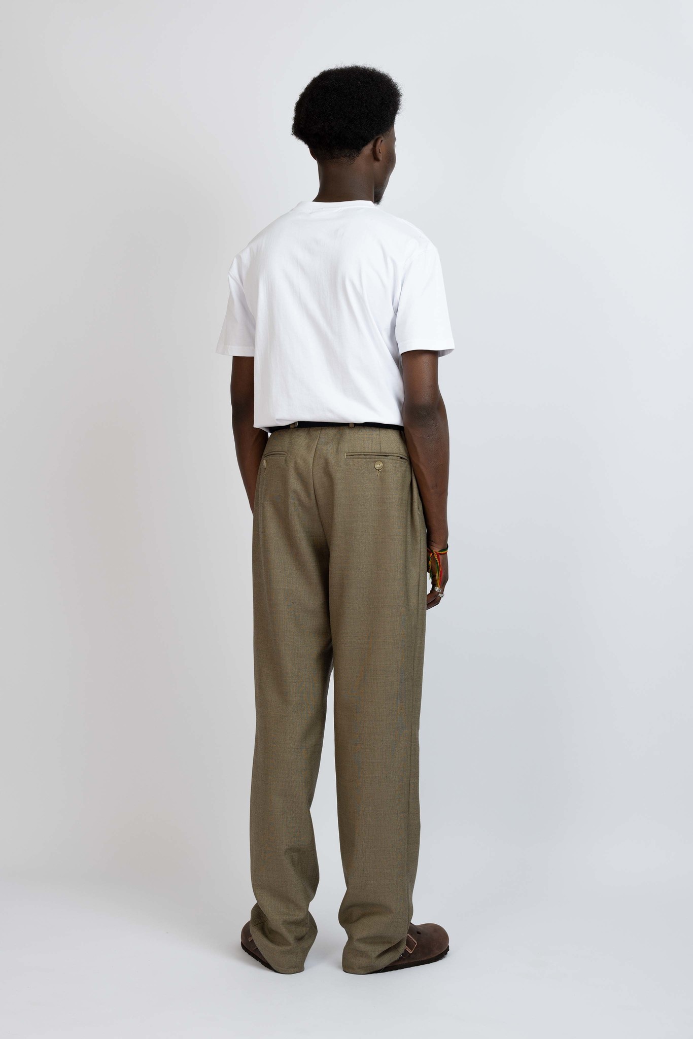 Casual Tee White Logo