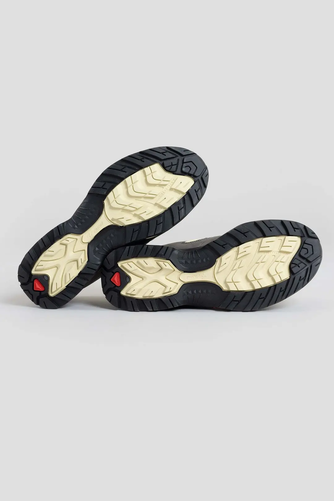 XT-Quest 2 Ebony/Pewter/Moth | Shelter