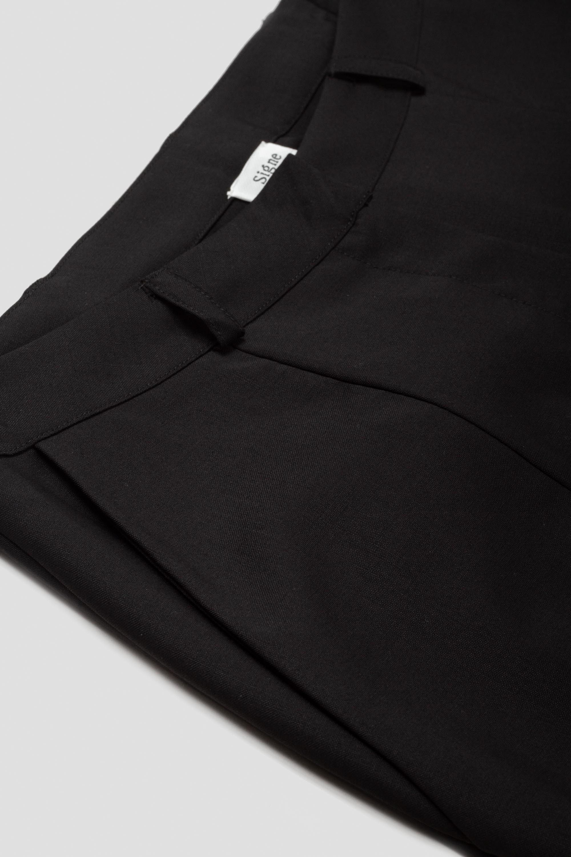 Pleated Trousers Black