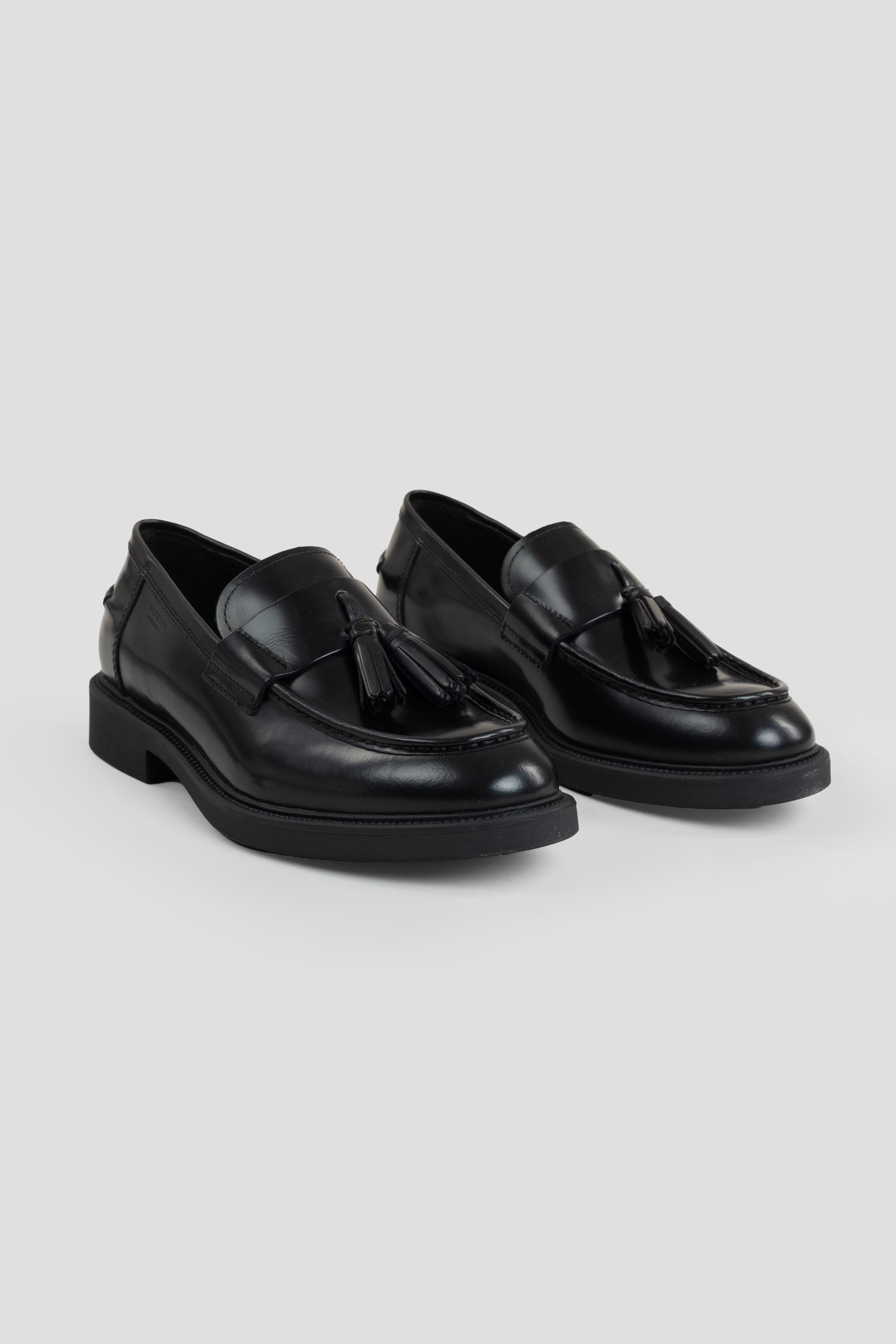 Alex M Tassle Loafers Black