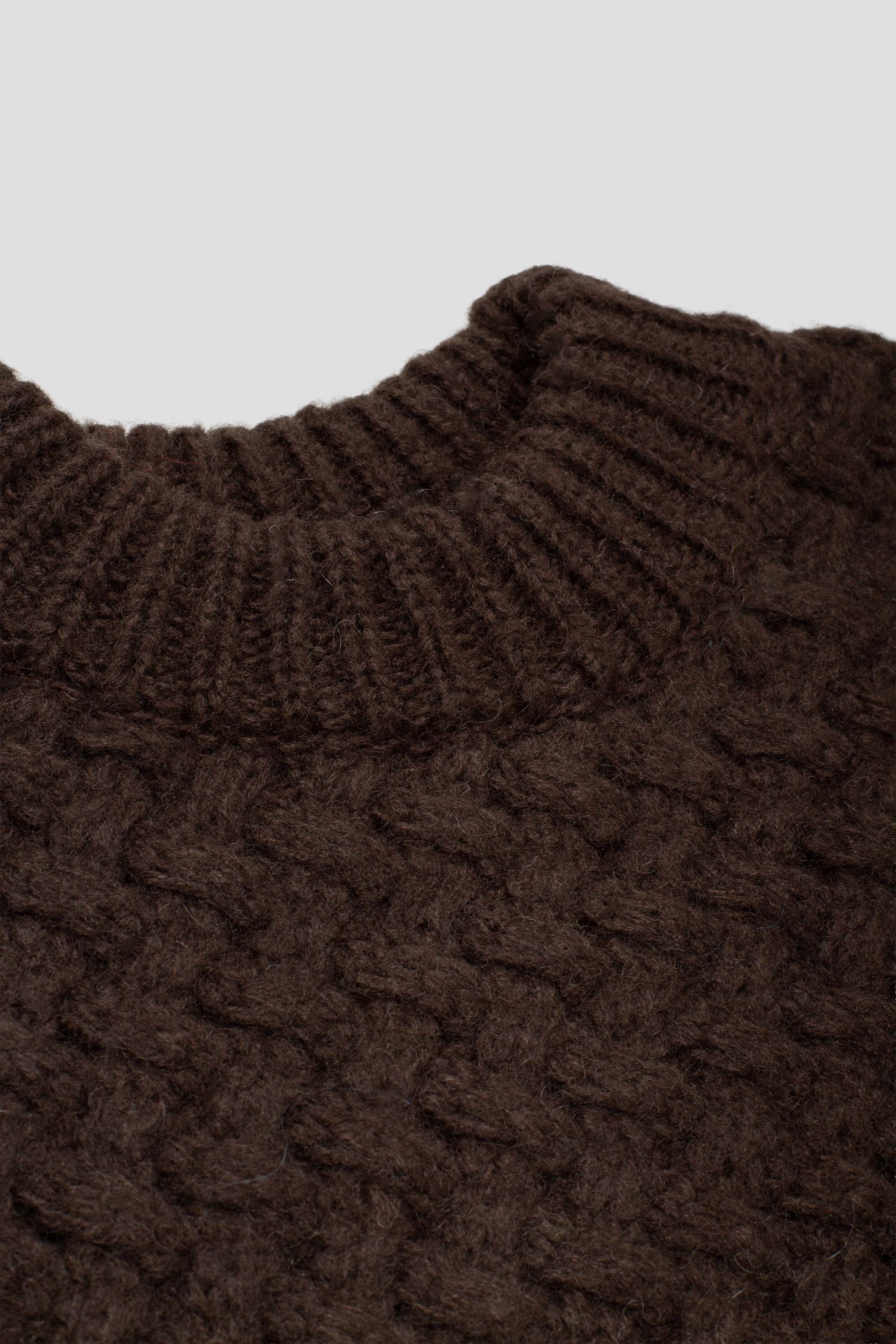 Diagonal Cable Pullover Brown