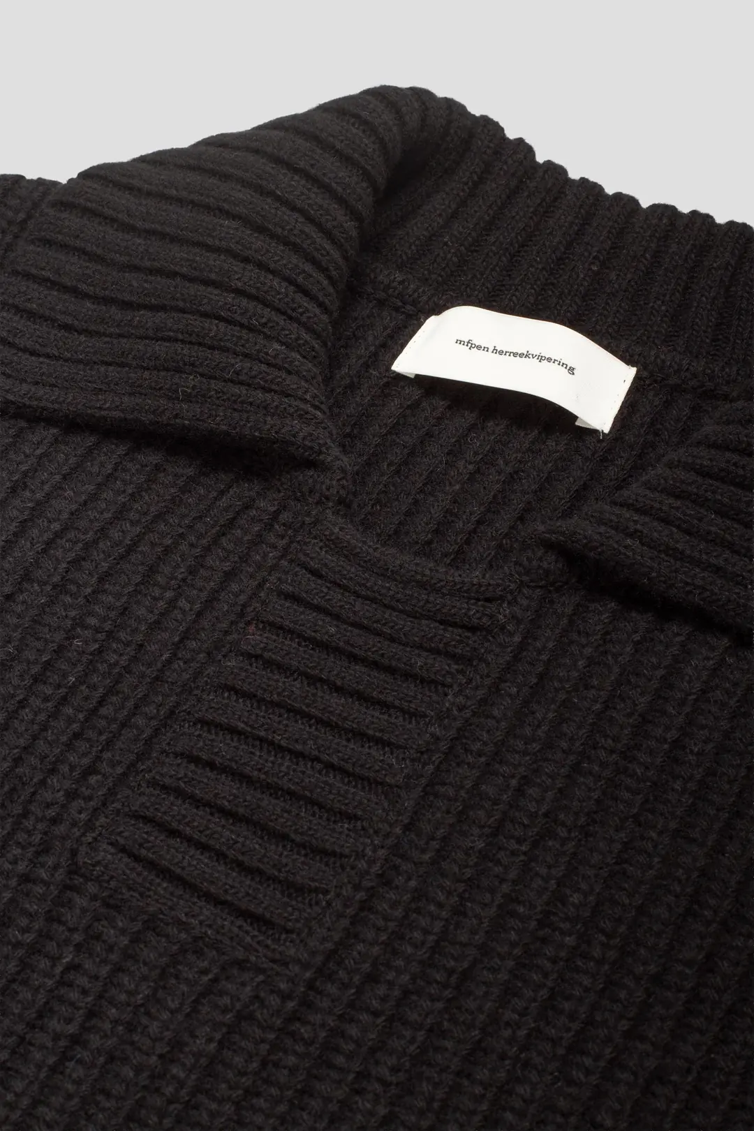 MfpenCollar Sweater Black