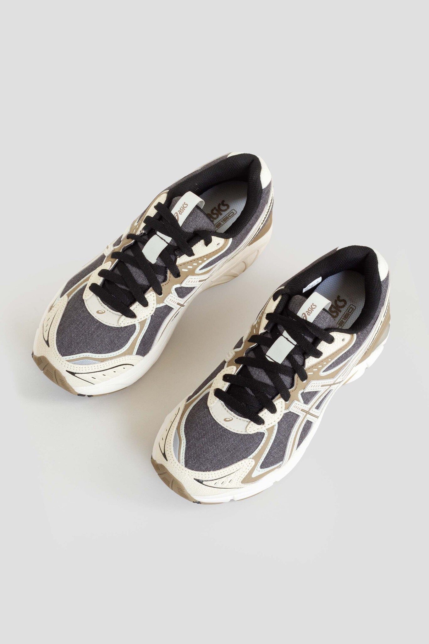 GT-2160 Black/Cream