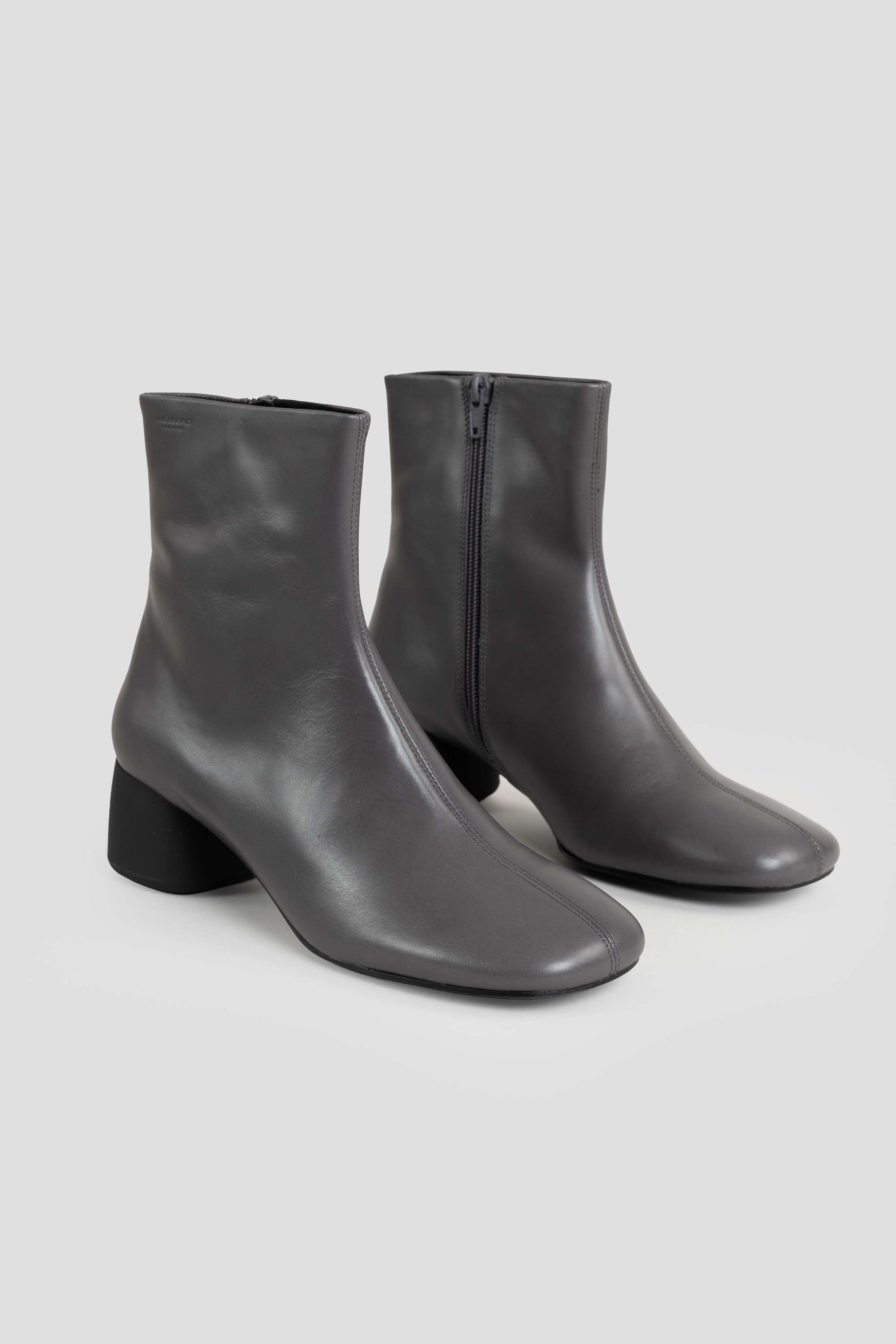 Livia Boots Dark Grey