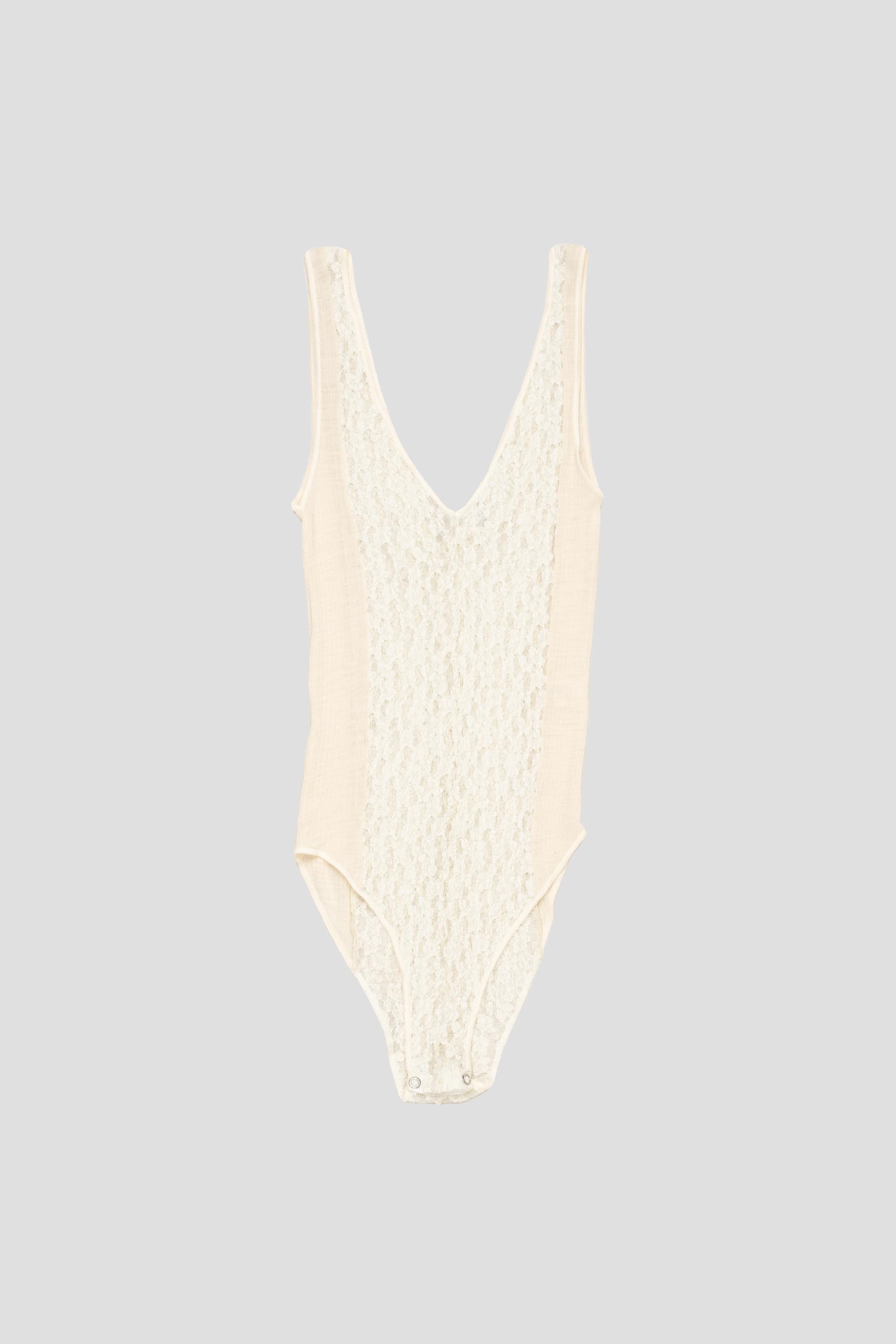 Crescent Body Undyed