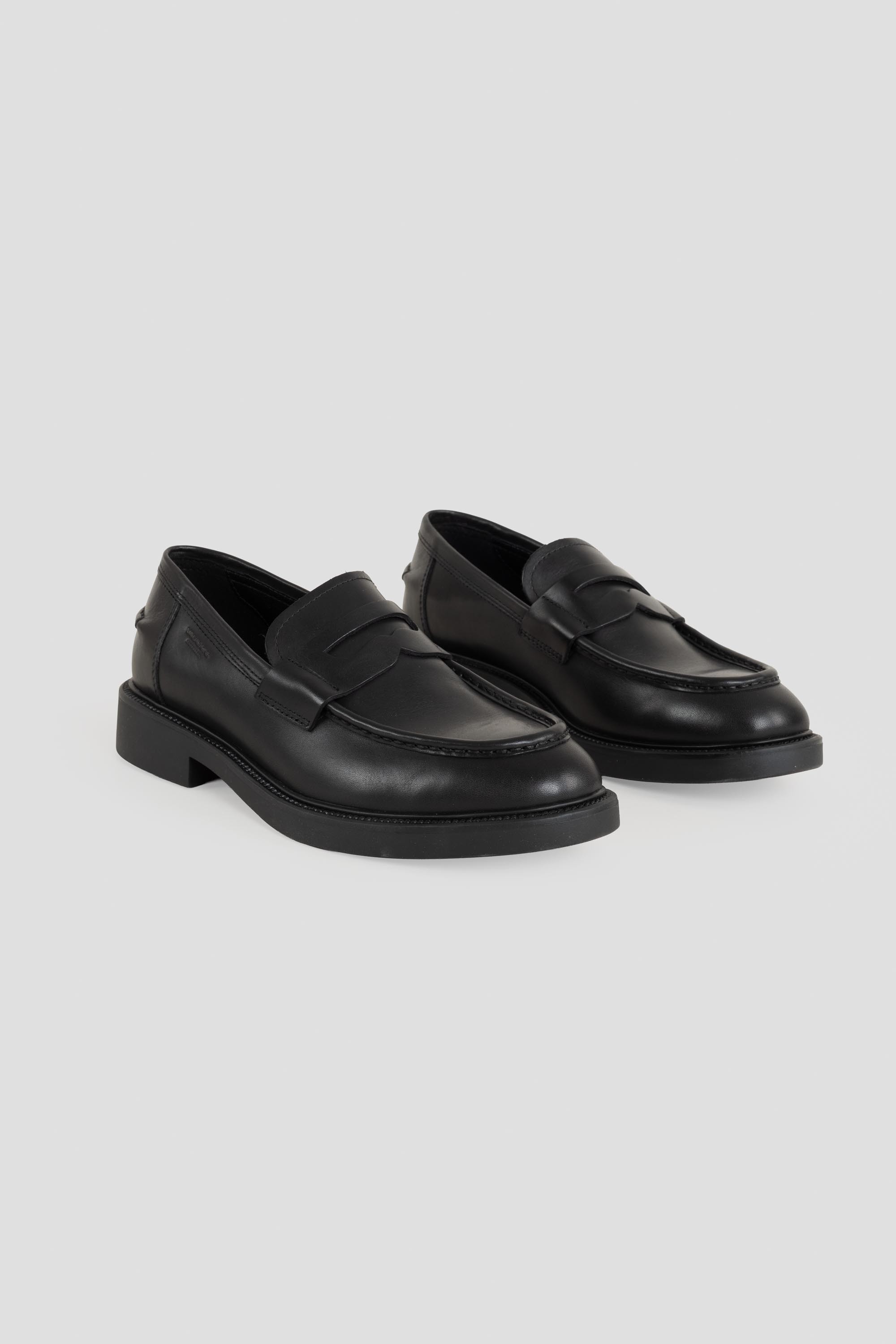 Alex M Loafers Black
