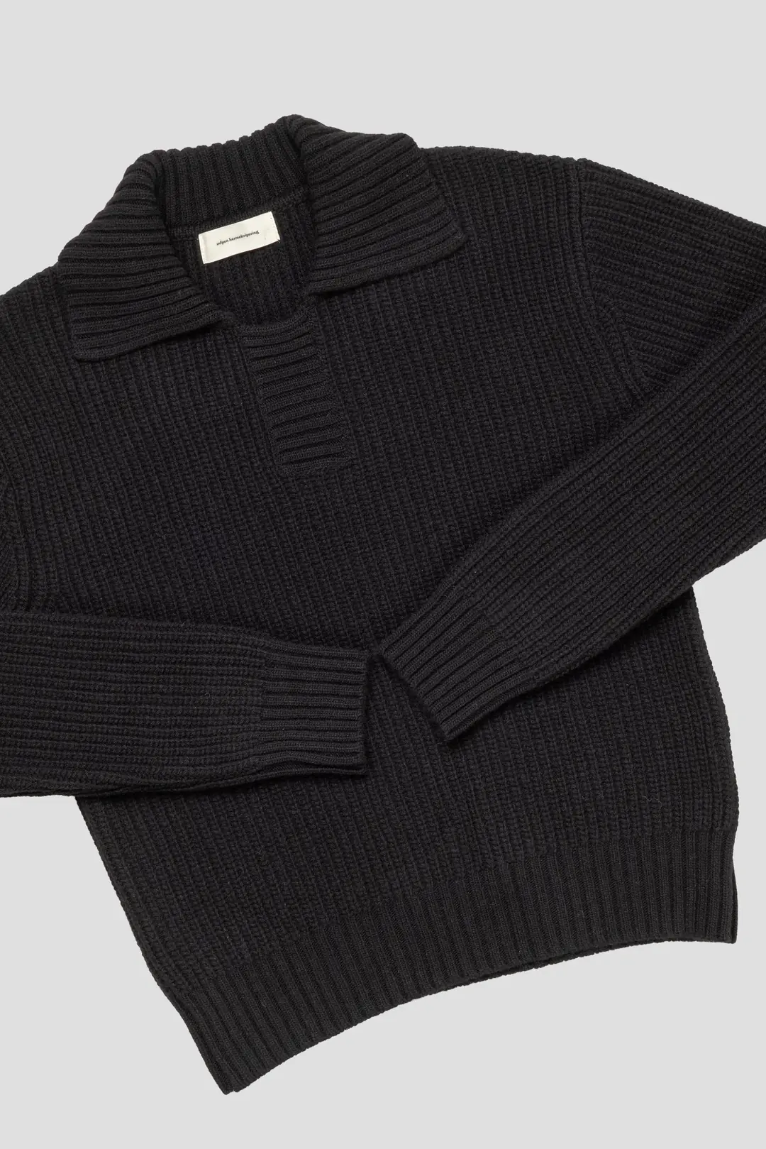 MfpenCollar Sweater Black