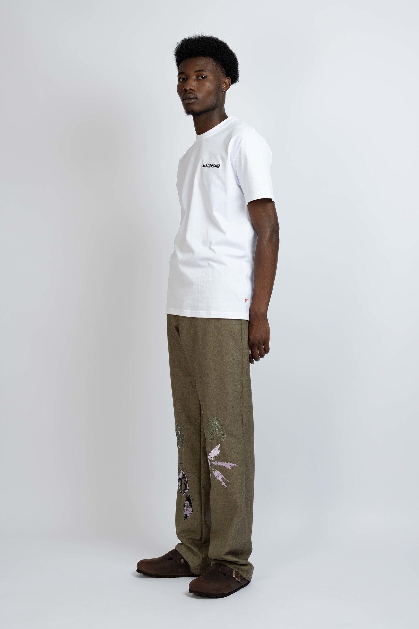 Casual Tee White Logo