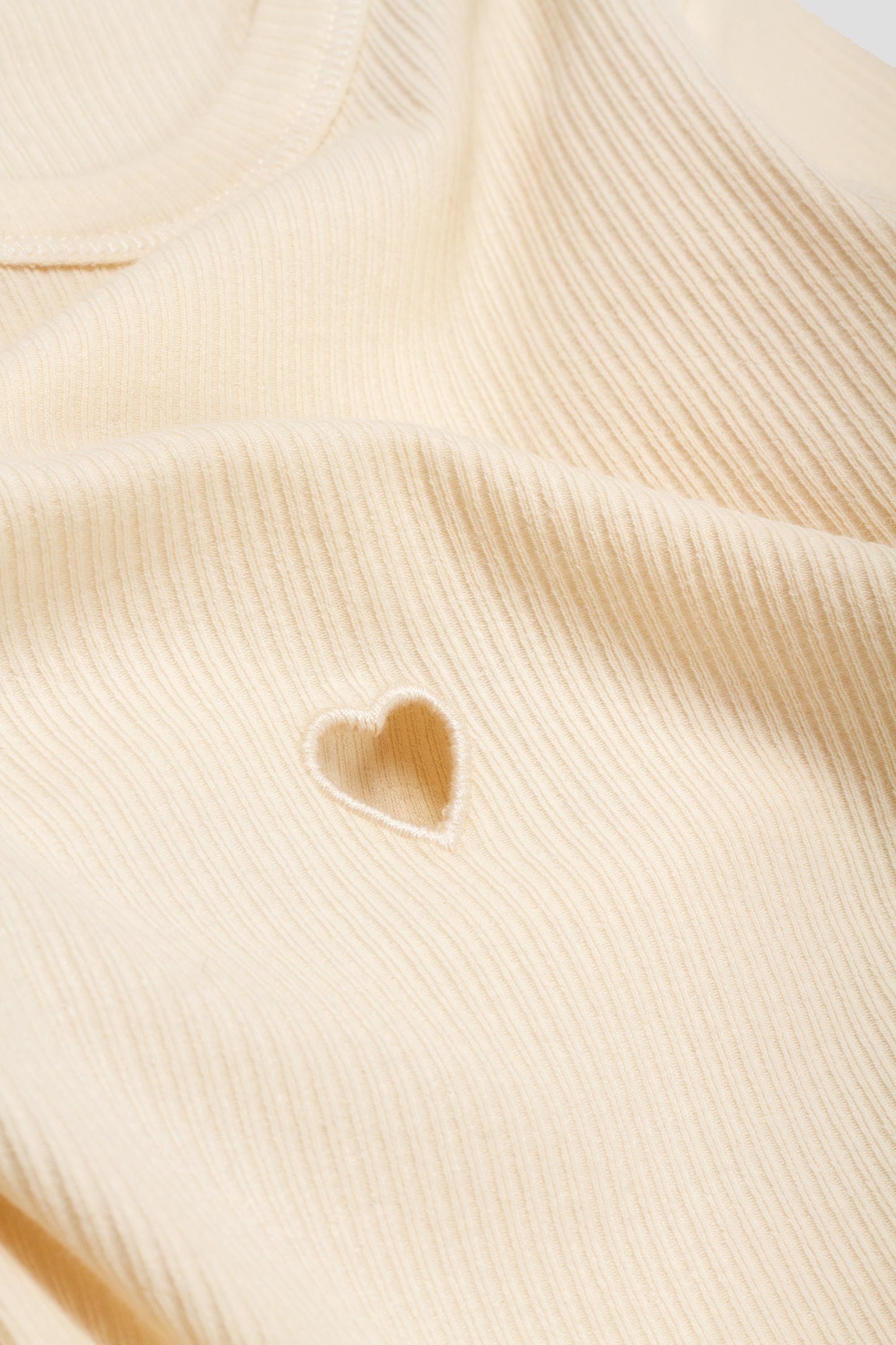 Heart Short Sleeve Undyed