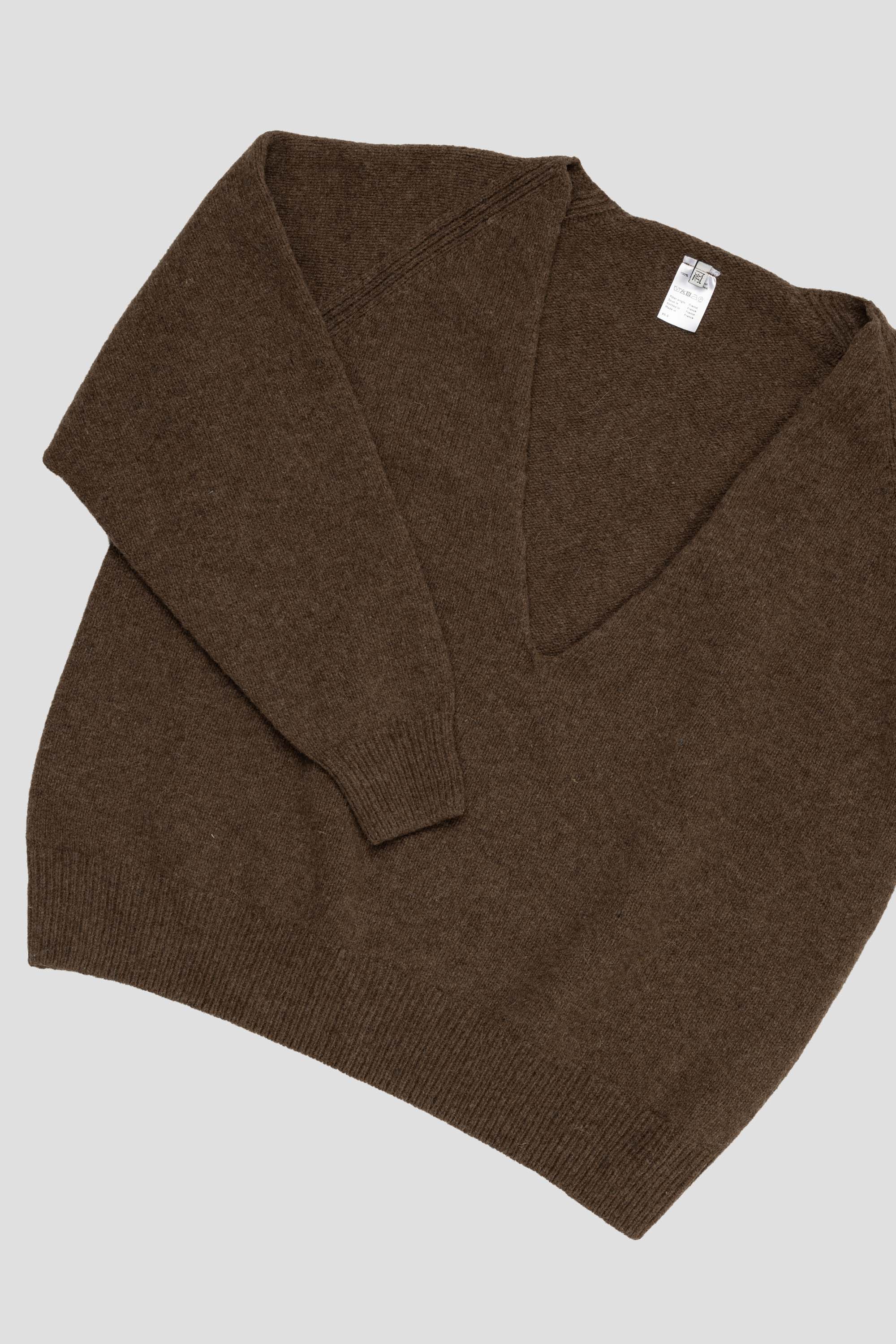 Soar V Neck Burel Brown