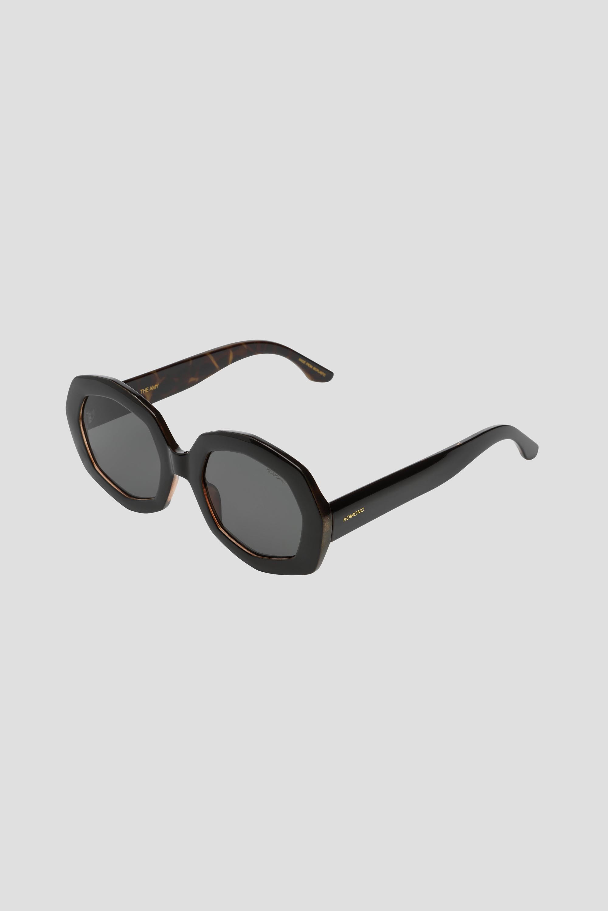 Amy Black Tortoise