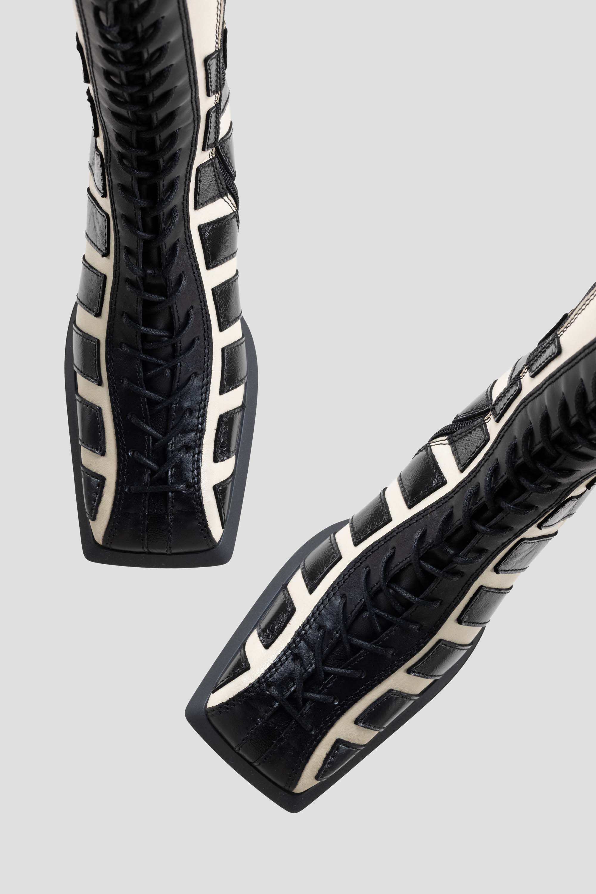 Nelly Wedge Tall Boots Cream/Black