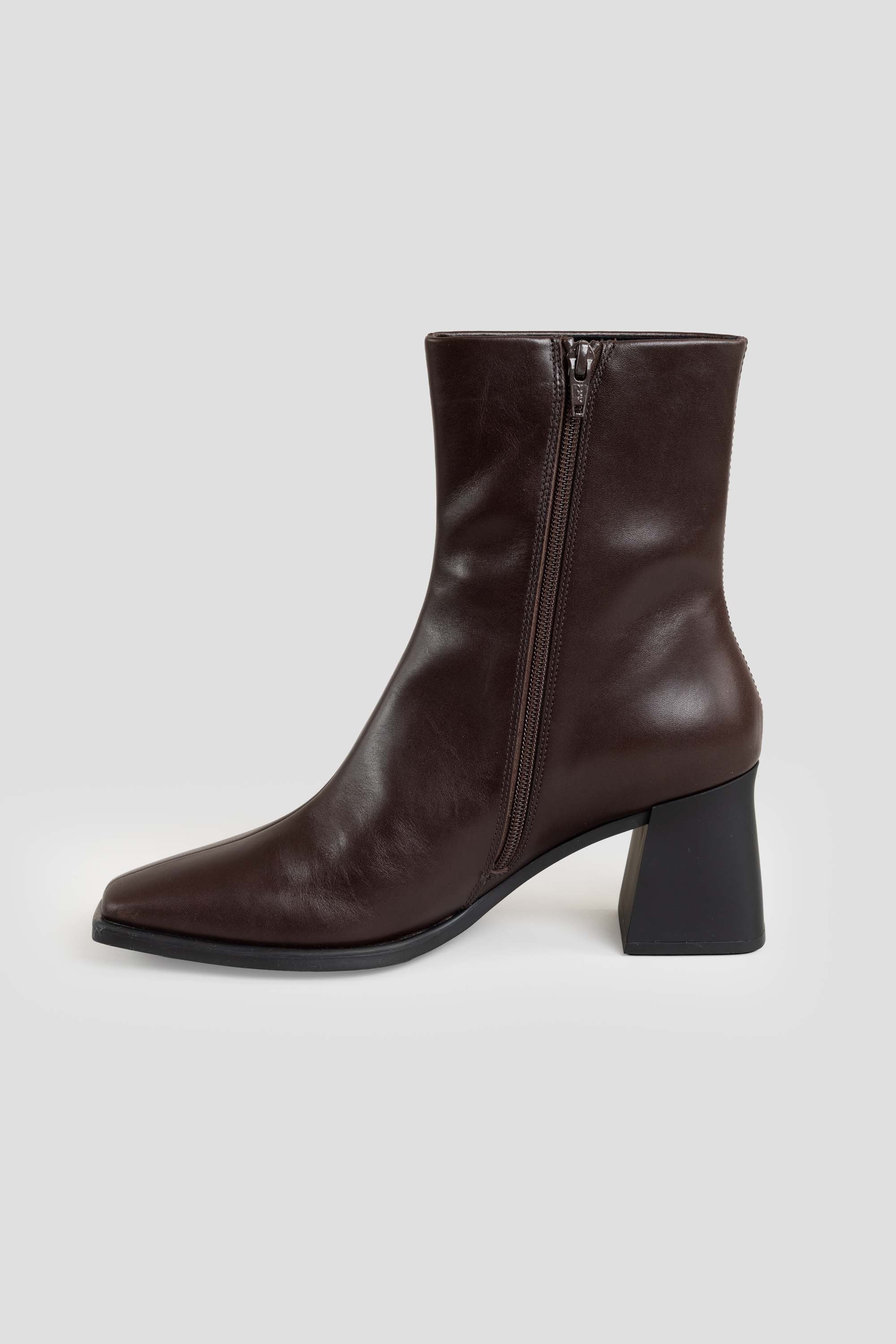 Hedda Boots Chocolate
