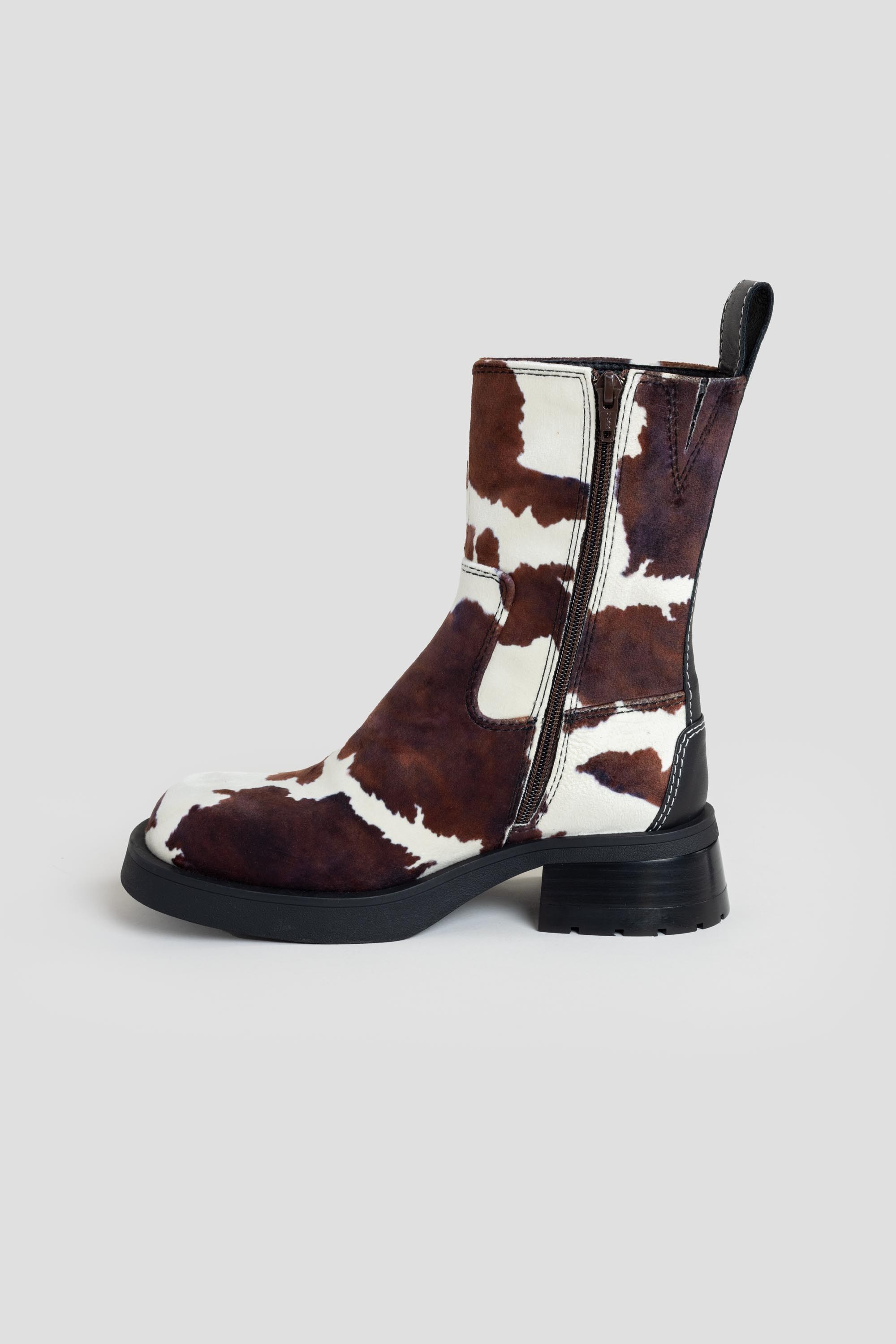 Yolanda Boots Cow