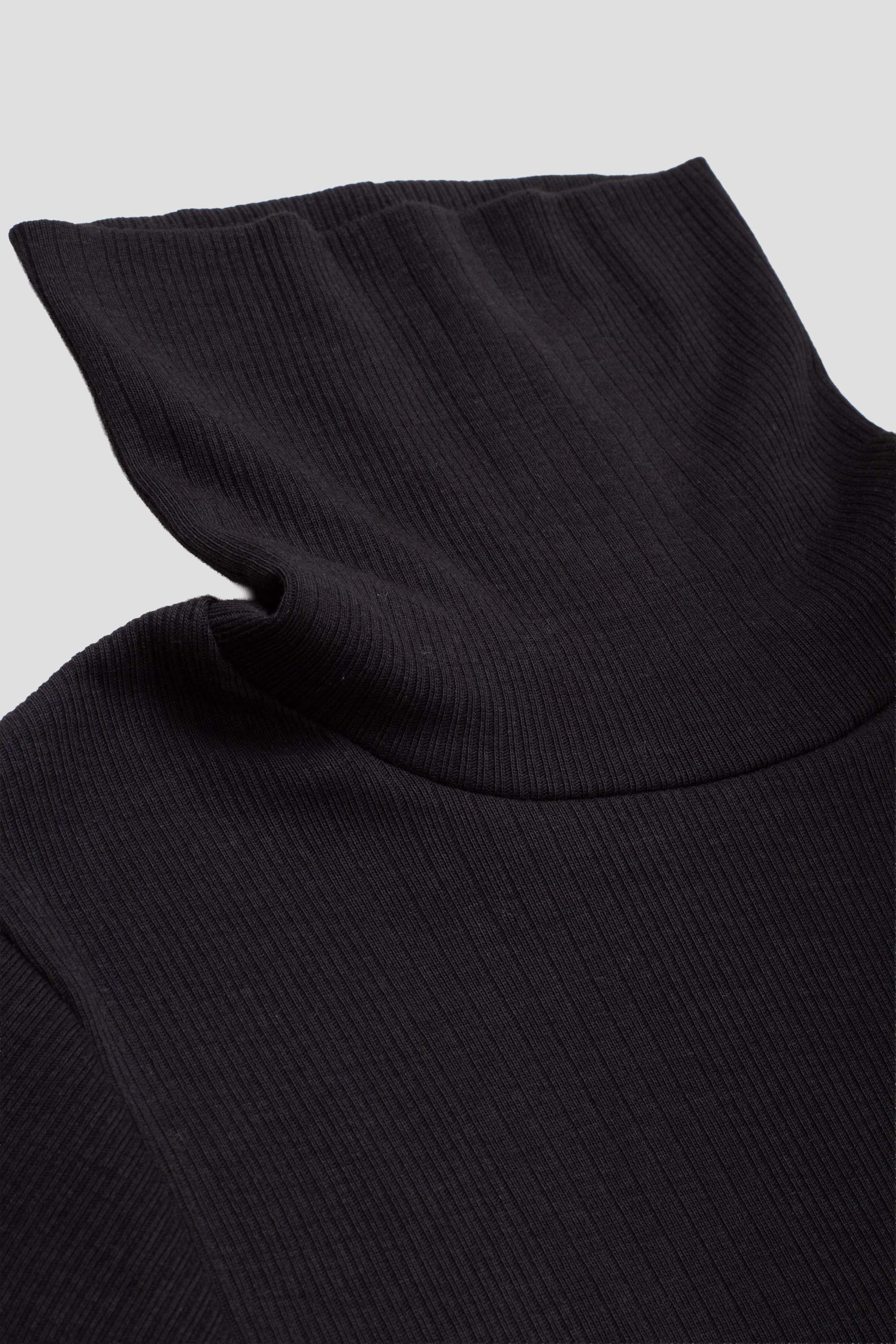 April Highneck Black