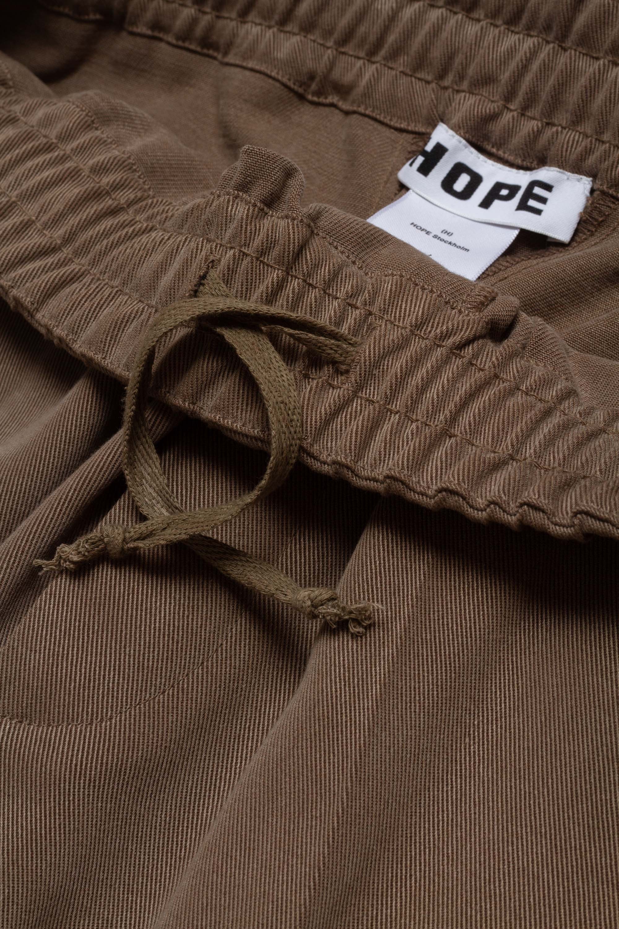 Wind Elastic Trousers Mud Brown