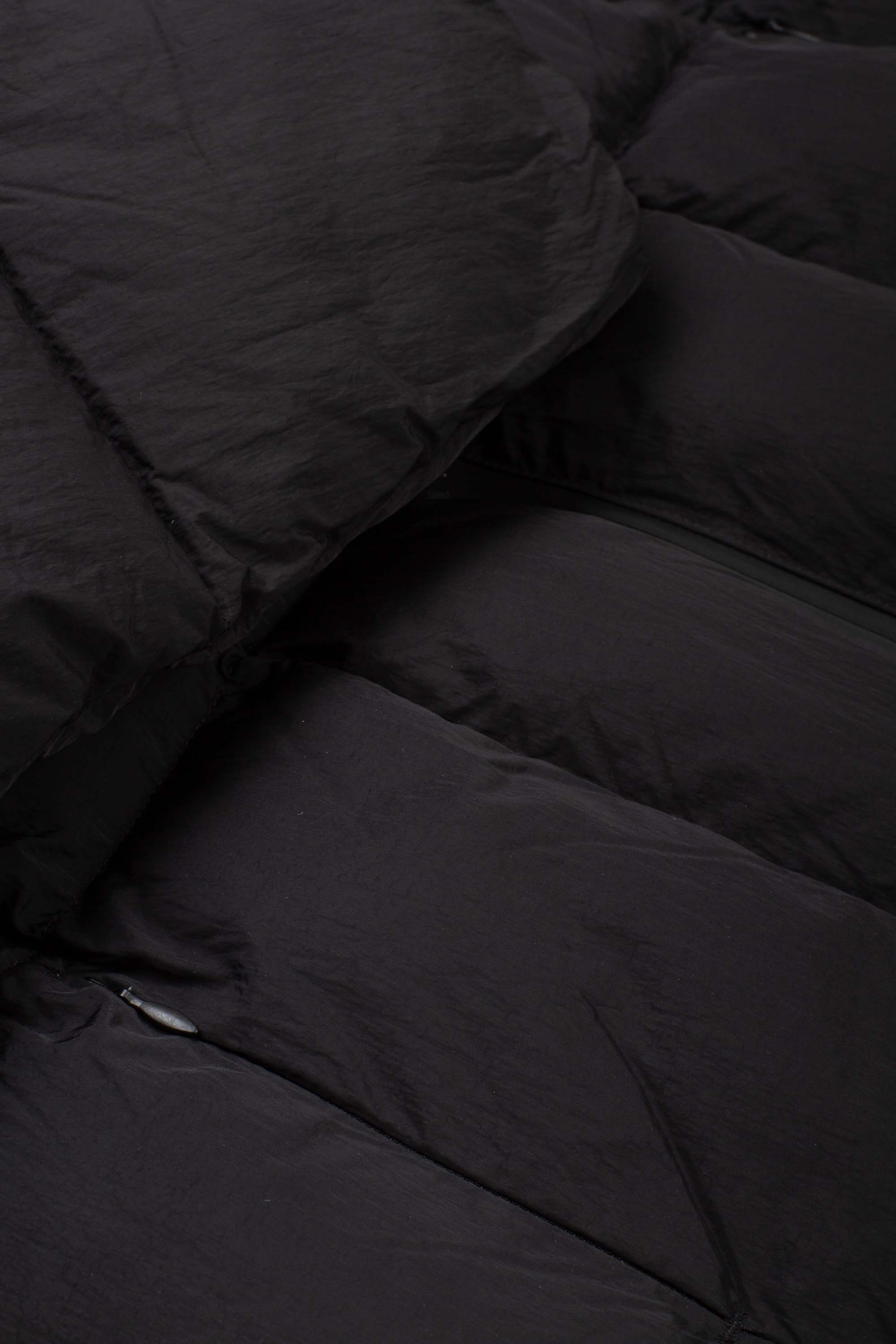 Special Cuts Puffer Jacket Black