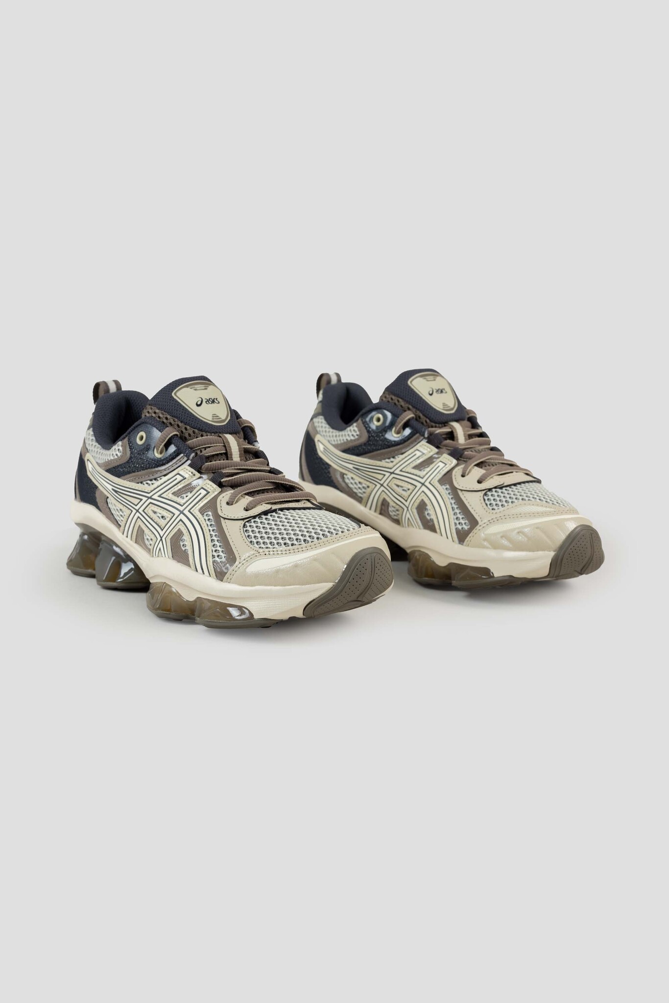 Gel-Quantum Kinetic Birch/Dark Taupe