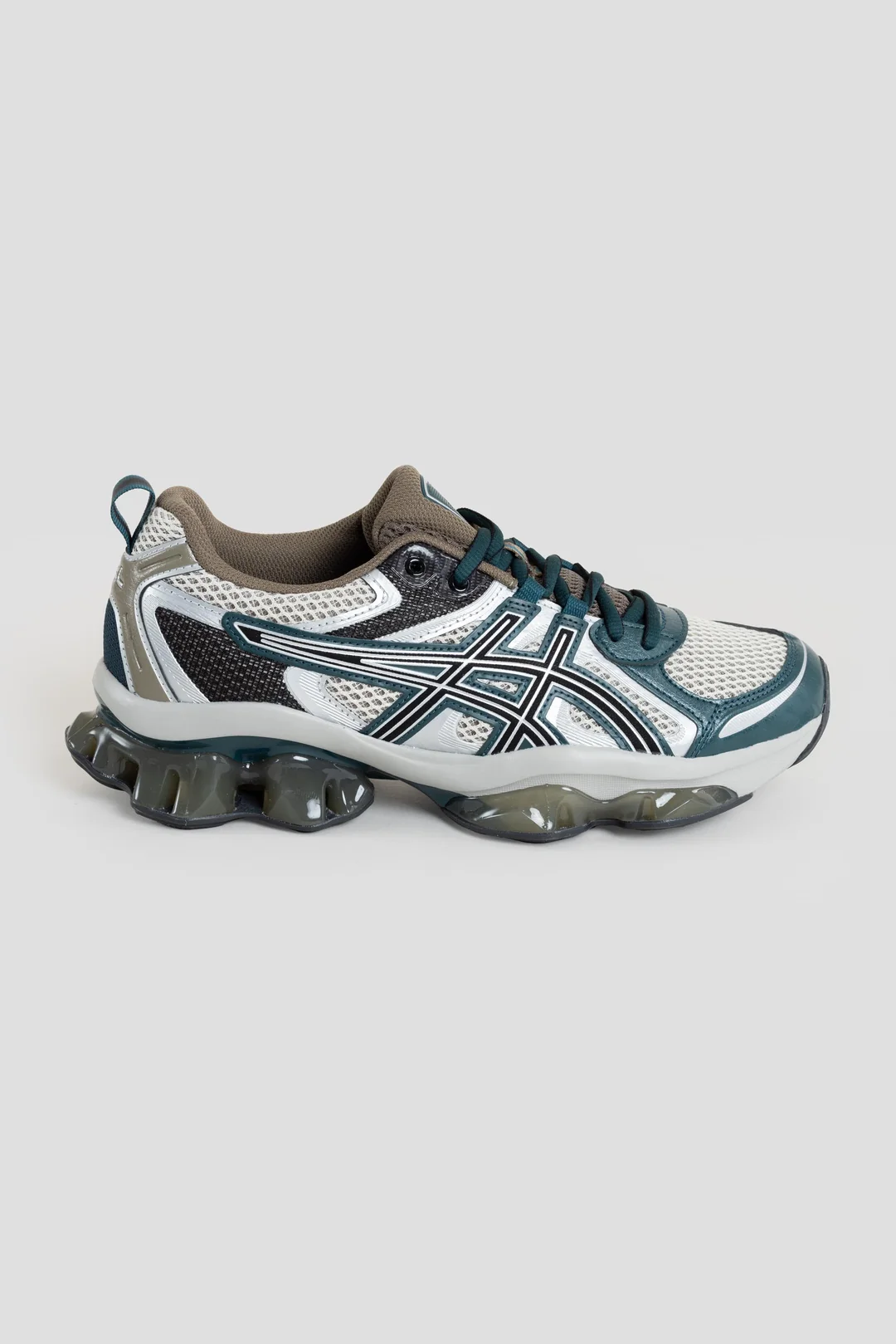 AsicsGel-Quantum Kinetic Oatmeal/Dark Taupe AsicsGel-Quantum Kinetic Oatmeal/Dark Taupe