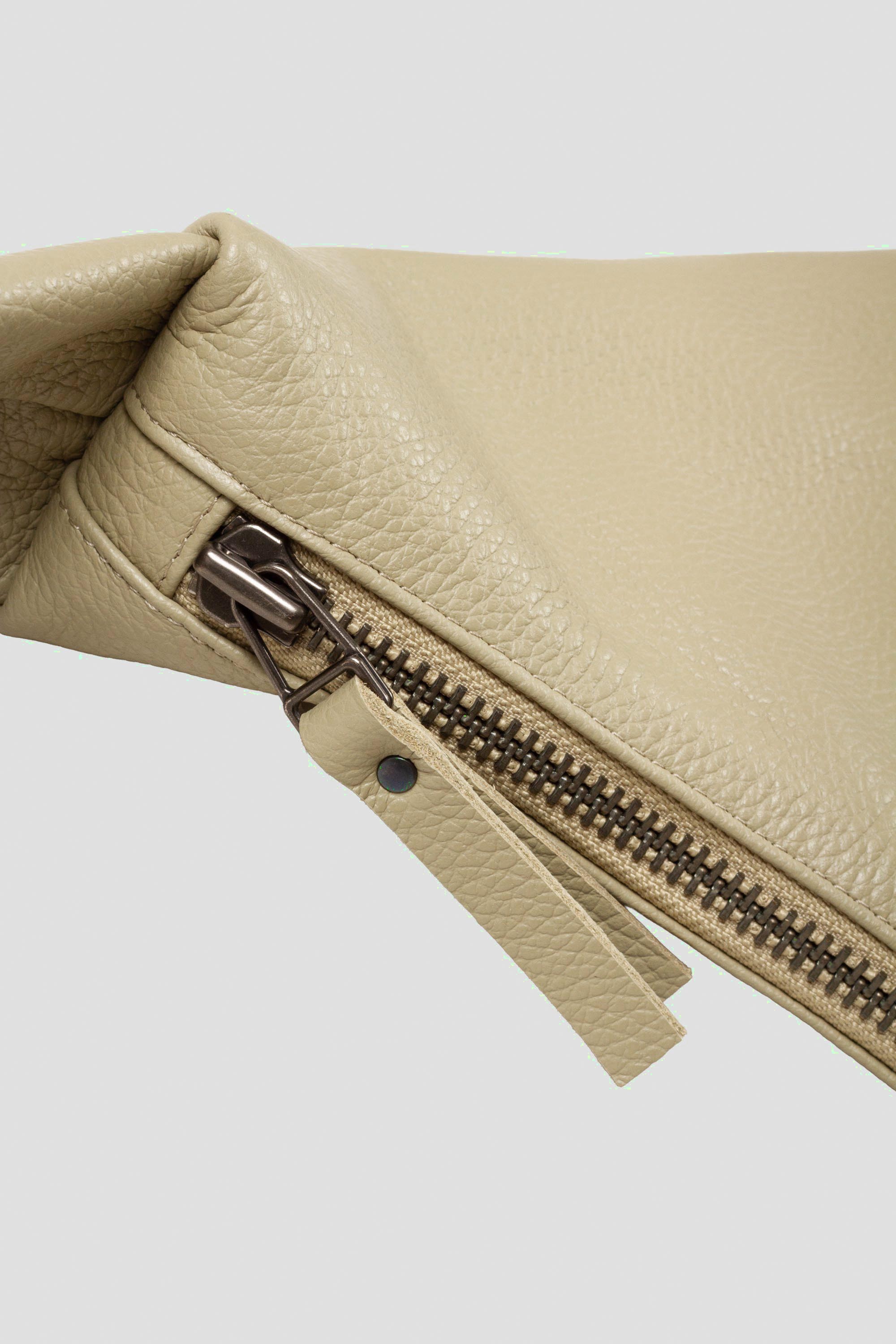 M Crossbody Bag Pistachio