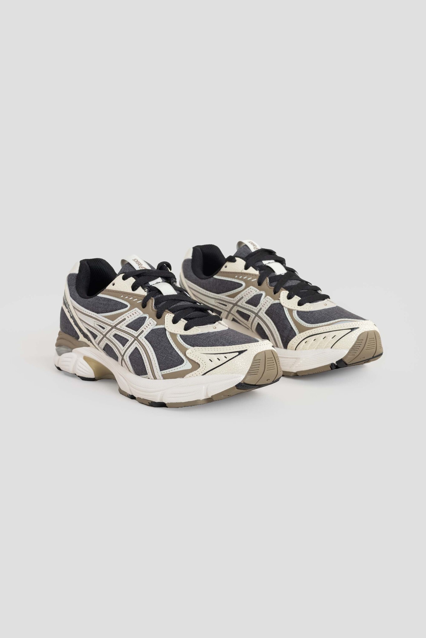 GT-2160 Black/Cream